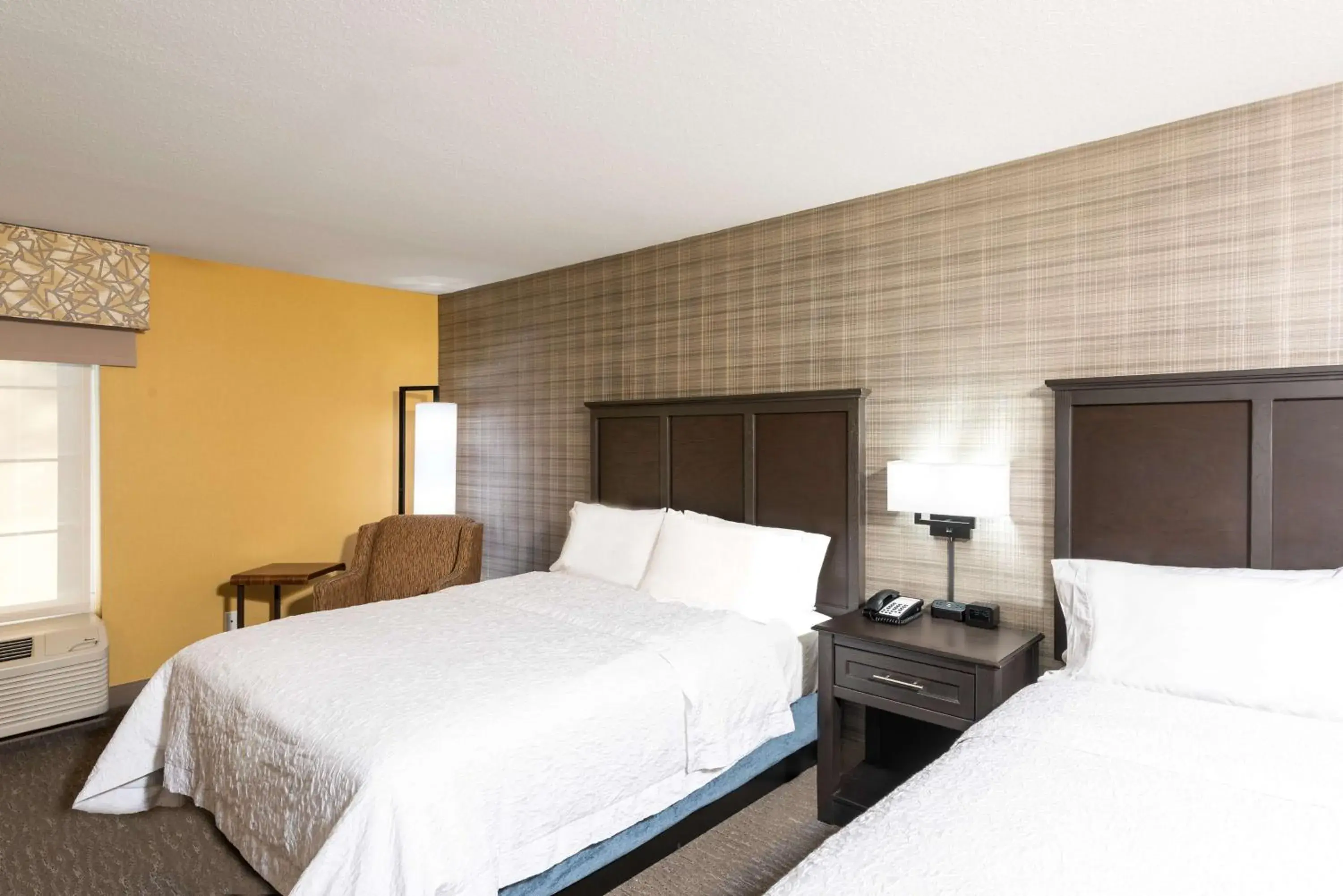 Queen Room with Two Queen Beds - Non-Smoking in Hampton Inn Holland Queen Room with Two Queen Beds - Non-Smoking in Hampton Inn Holland