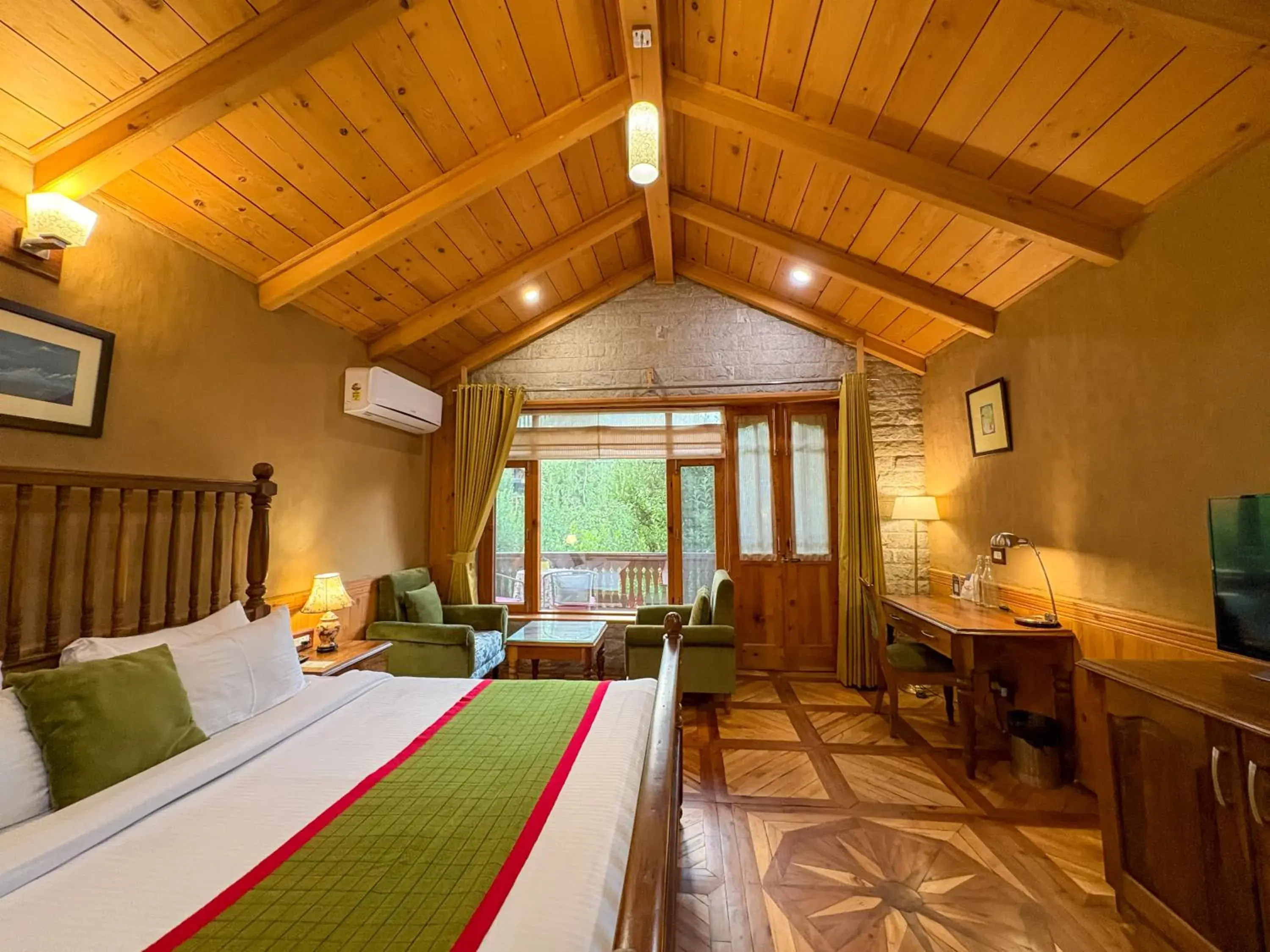Deluxe Double Room with Balcony in Shivadya - A Luxury Boutique Experience Deluxe Double Room with Balcony in Shivadya - A Luxury Boutique Experience