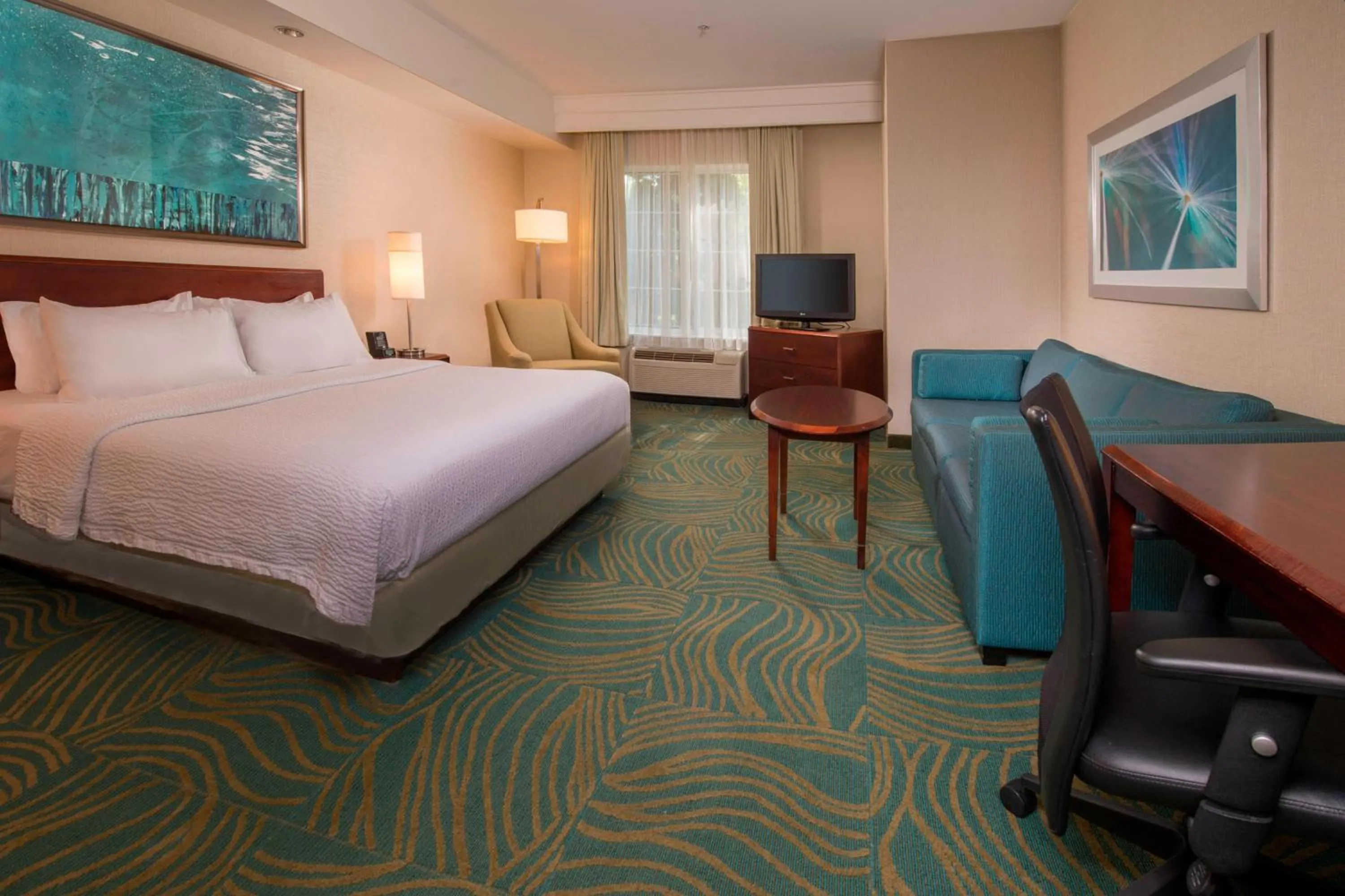 Photo of the whole room, Bed in Springhill Suites by Marriott State College