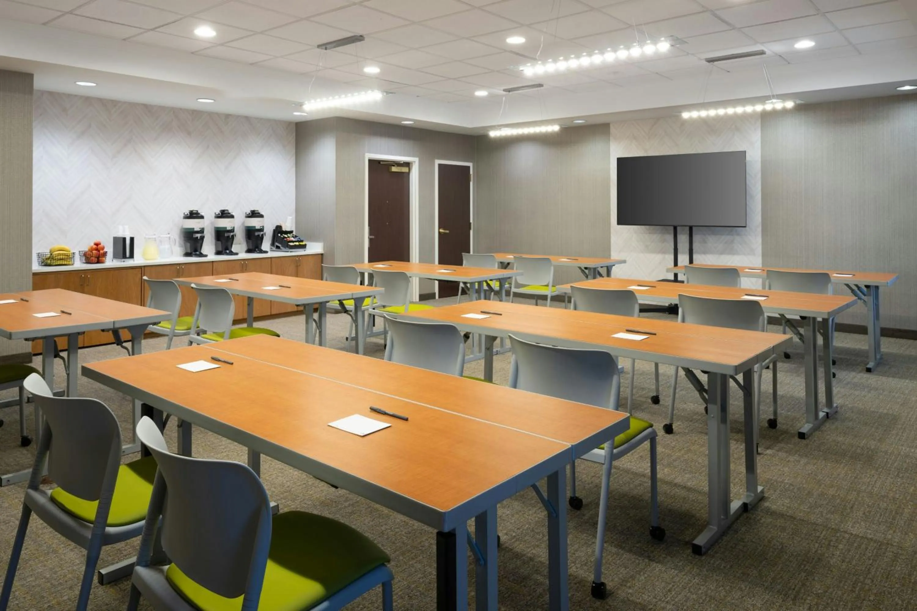 Meeting/conference room in Springhill Suites by Marriott State College
