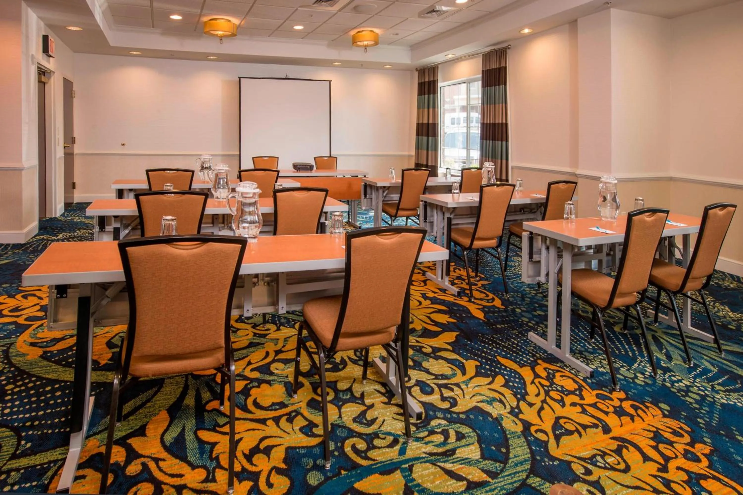Meeting/conference room in Springhill Suites by Marriott State College