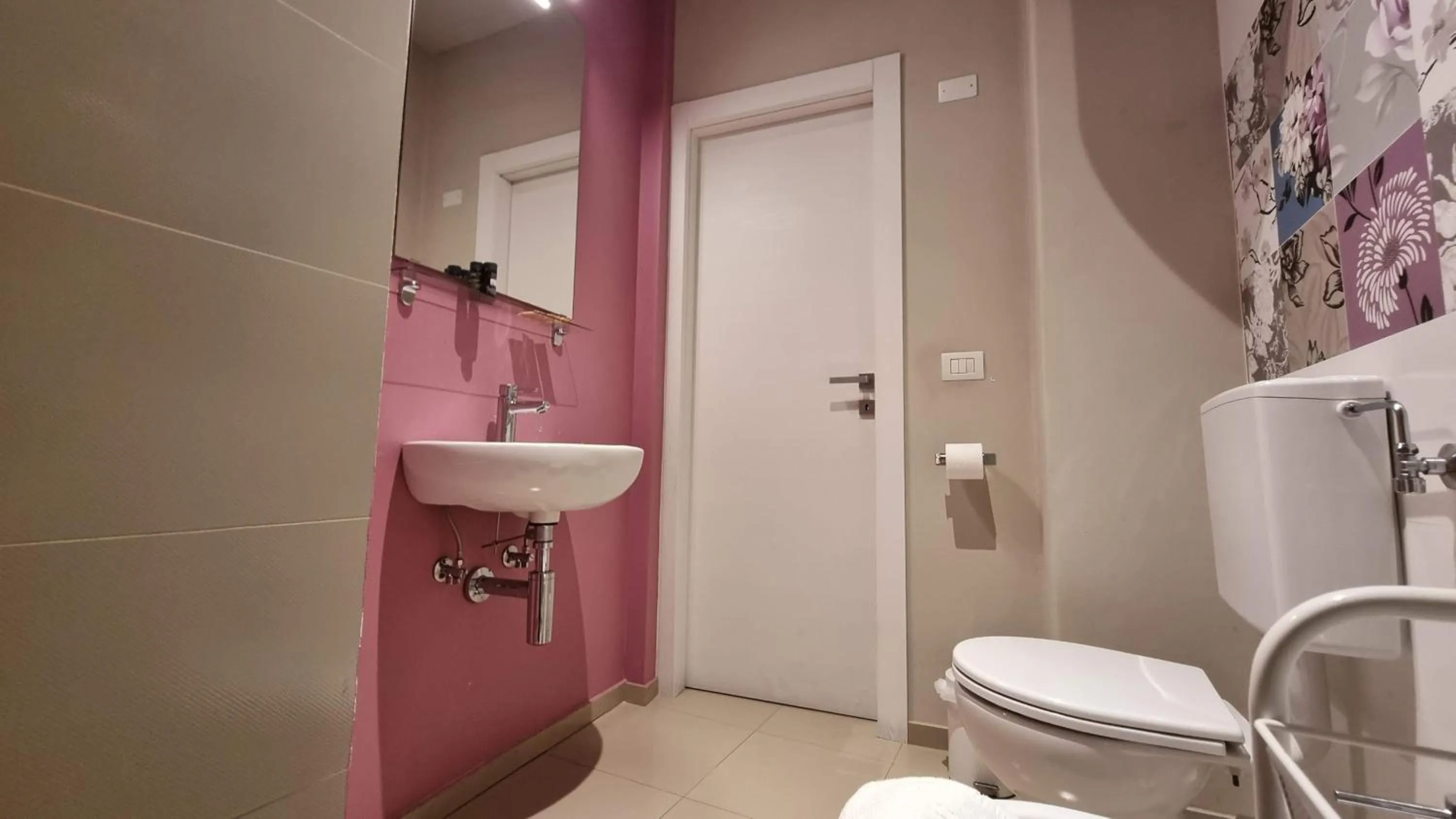 Bathroom in Locanda Al Volo Tor Bandena