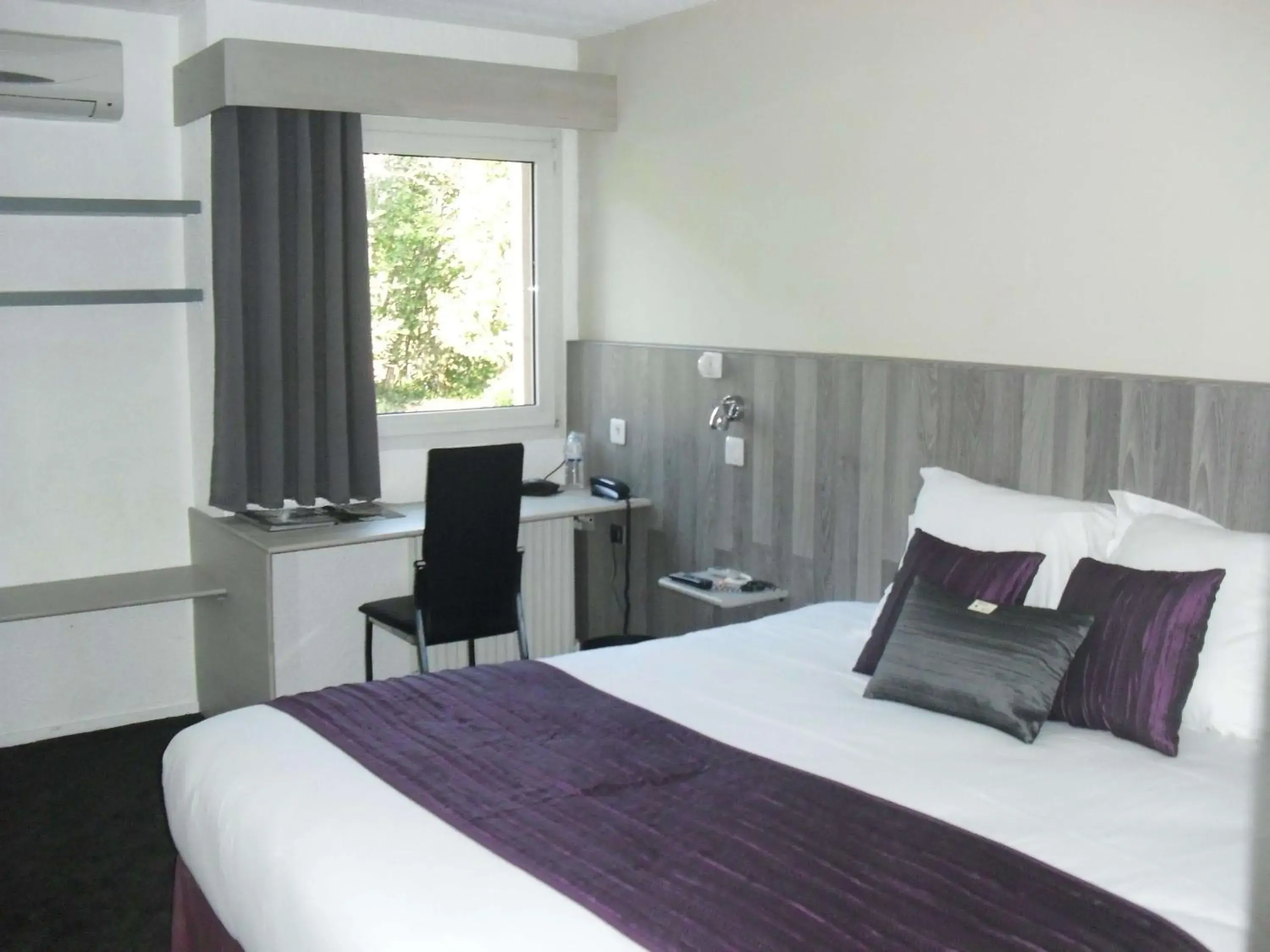 Comfort Double Room in Brit Hotel Dak Hotel Comfort Double Room in Brit Hotel Dak Hotel