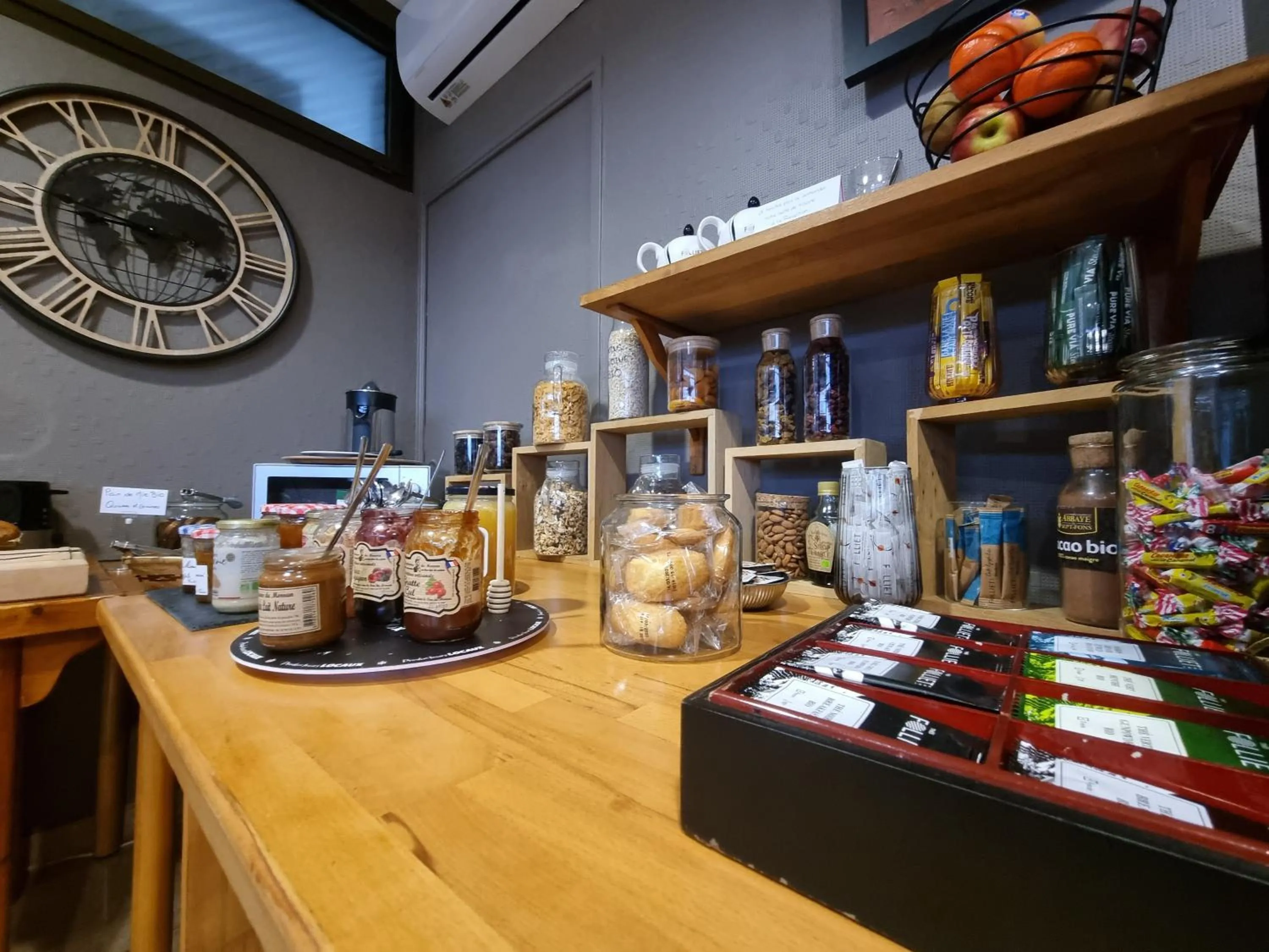 Breakfast in Brit Hotel Dak Hotel