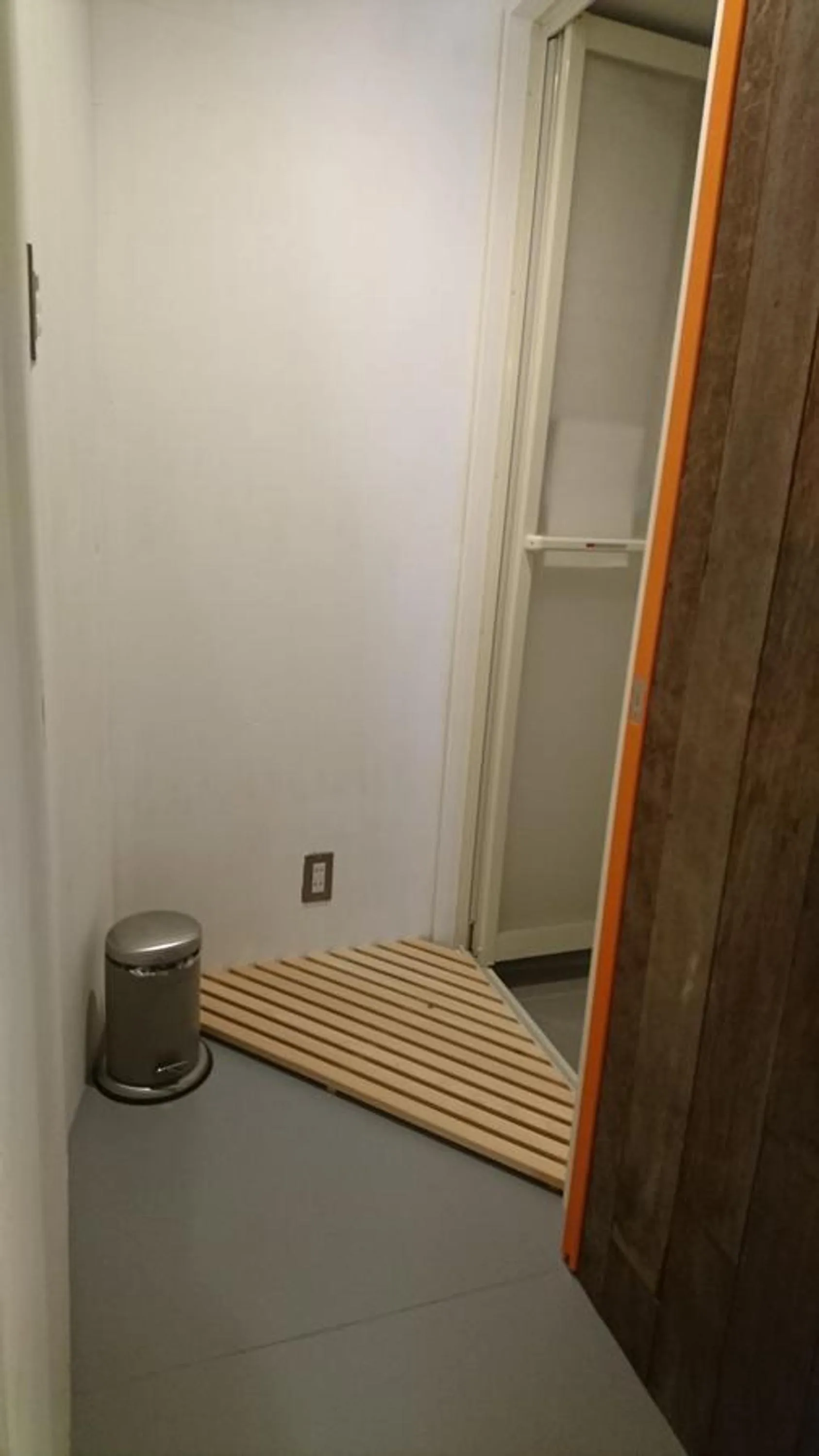 Shower in Kawaramachi Domitory