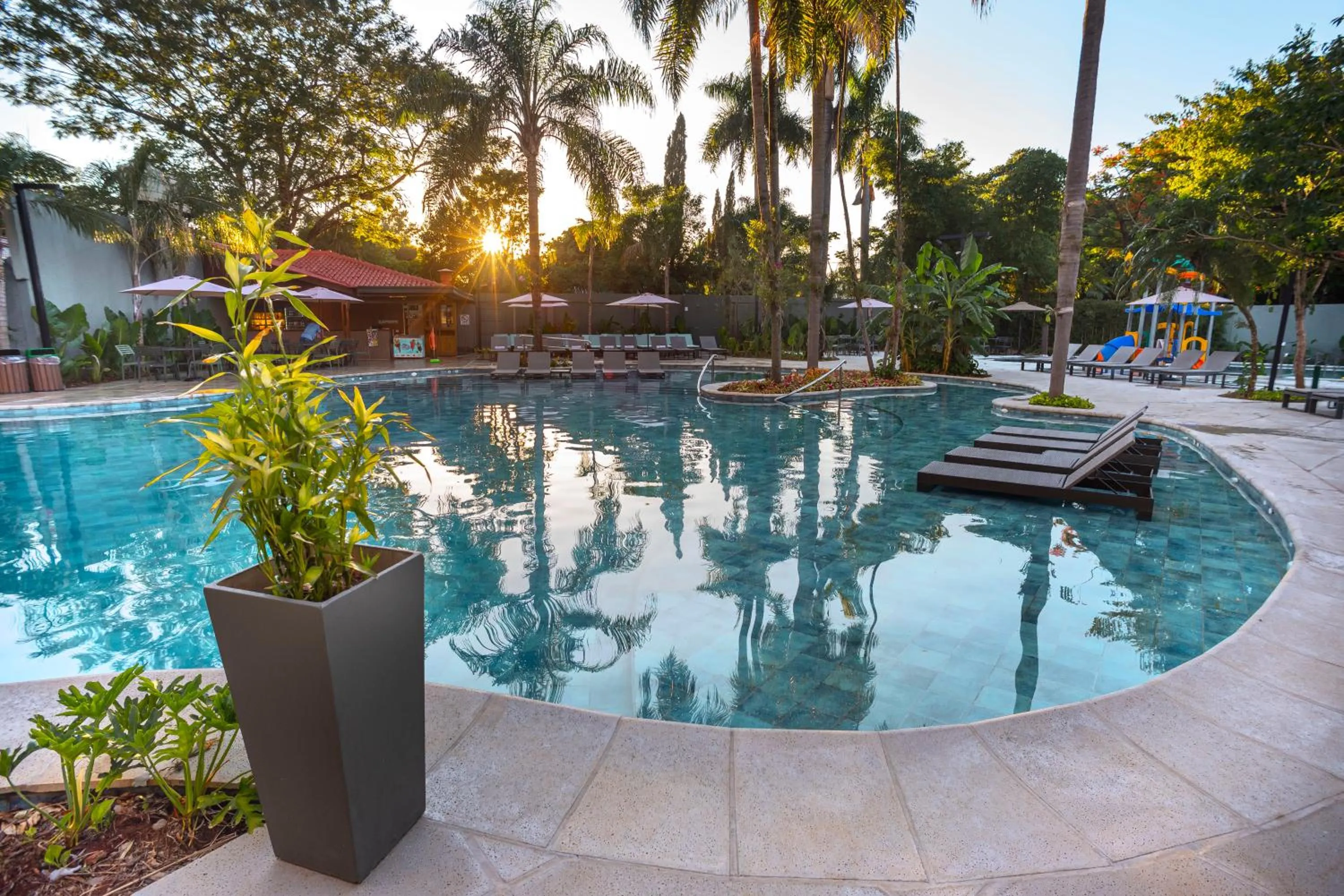 Swimming pool in Hotel Saint George