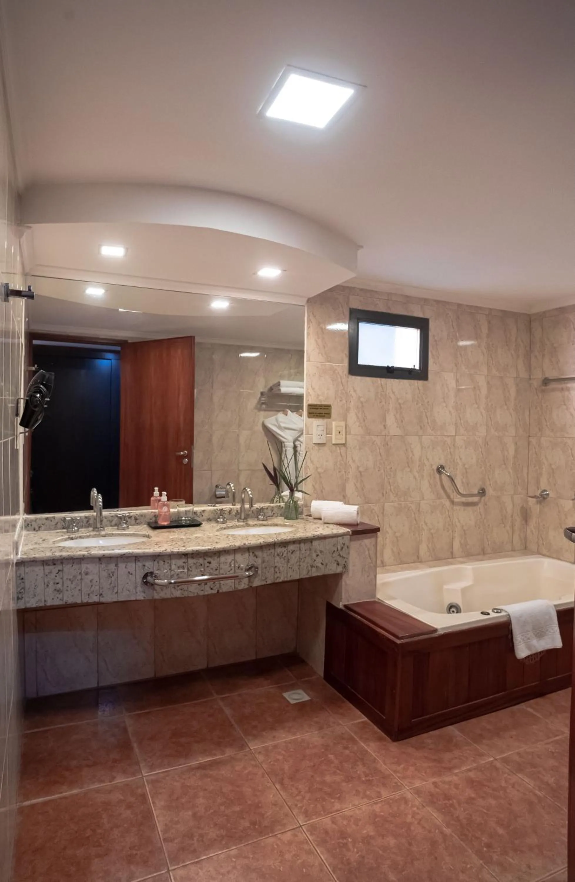 Shower in Hotel Saint George