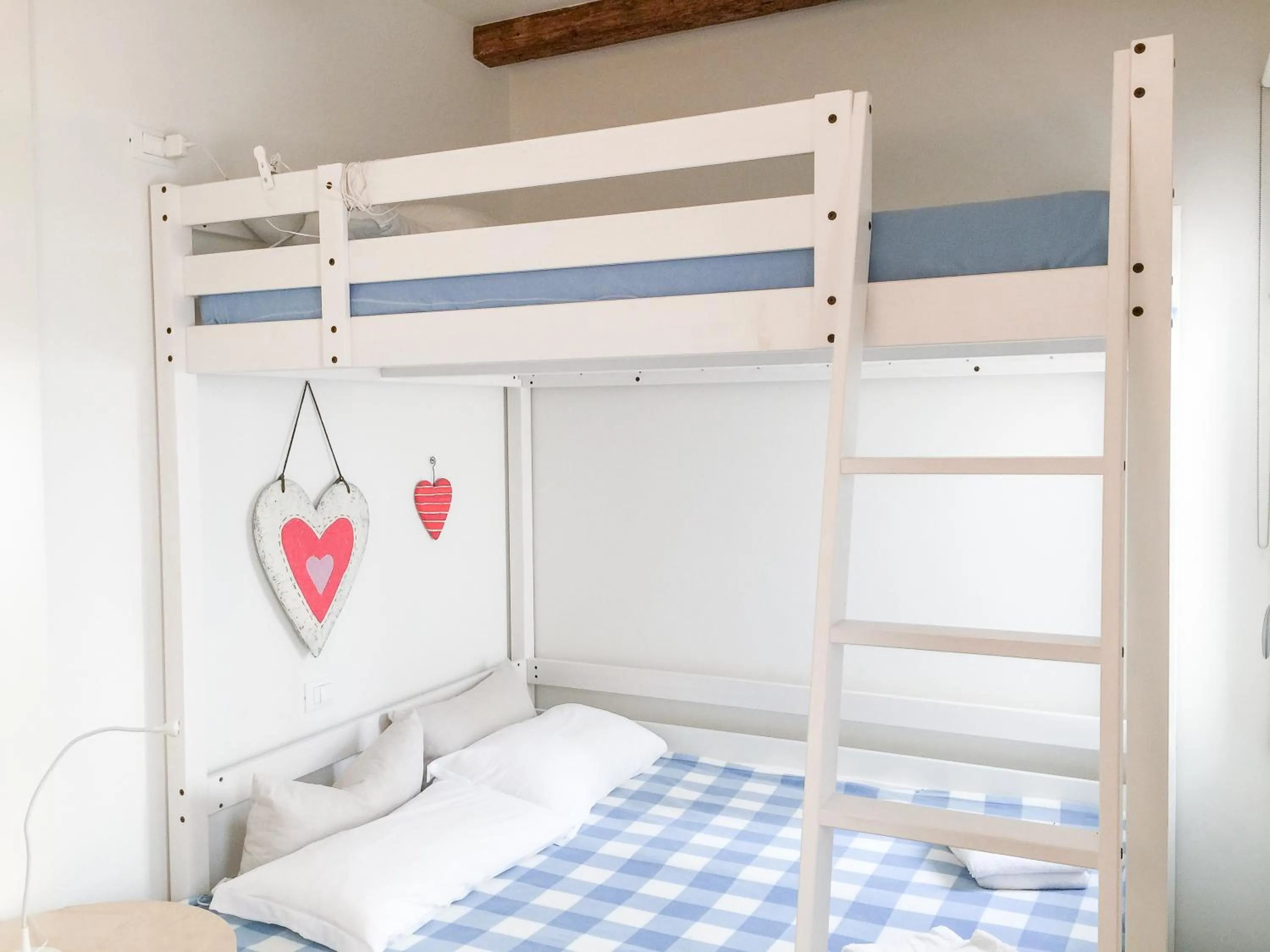 Photo of the whole room, Bed in Cà Farnese