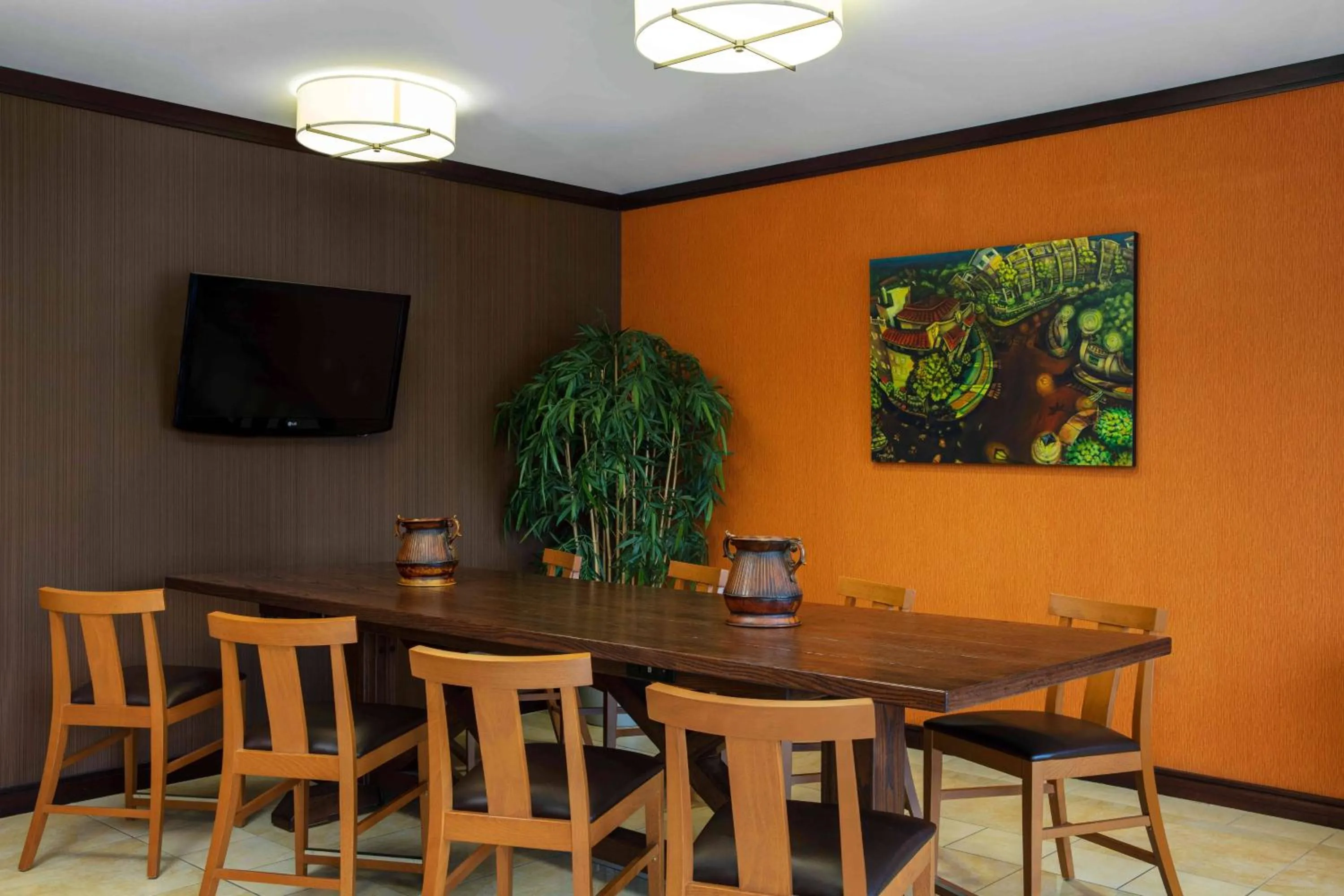 Restaurant/places to eat in Fairfield by Marriott Inn and Suites Augusta Fort Eisenhower Area