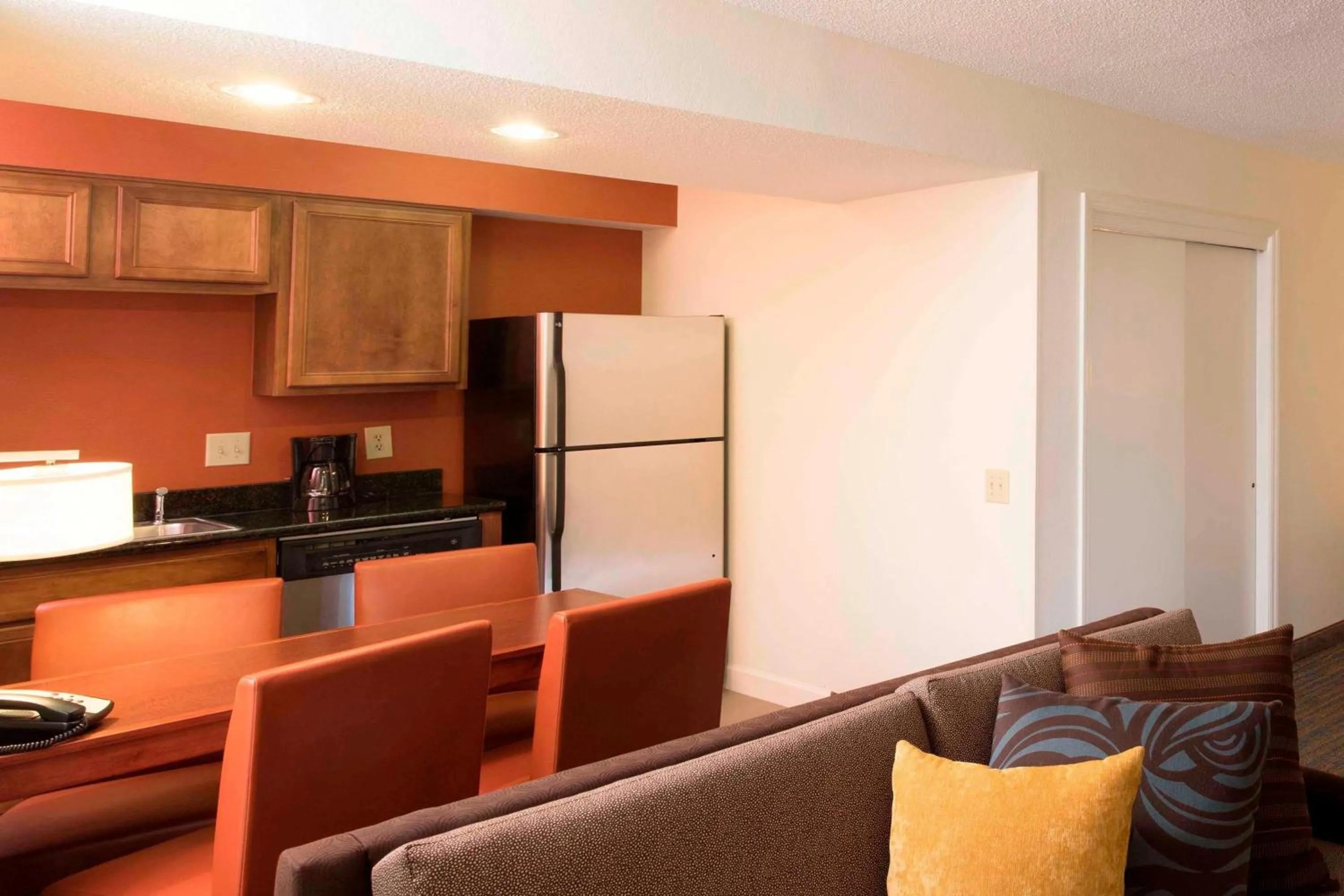 Kitchen or kitchenette in Residence Inn by Marriott Spartanburg