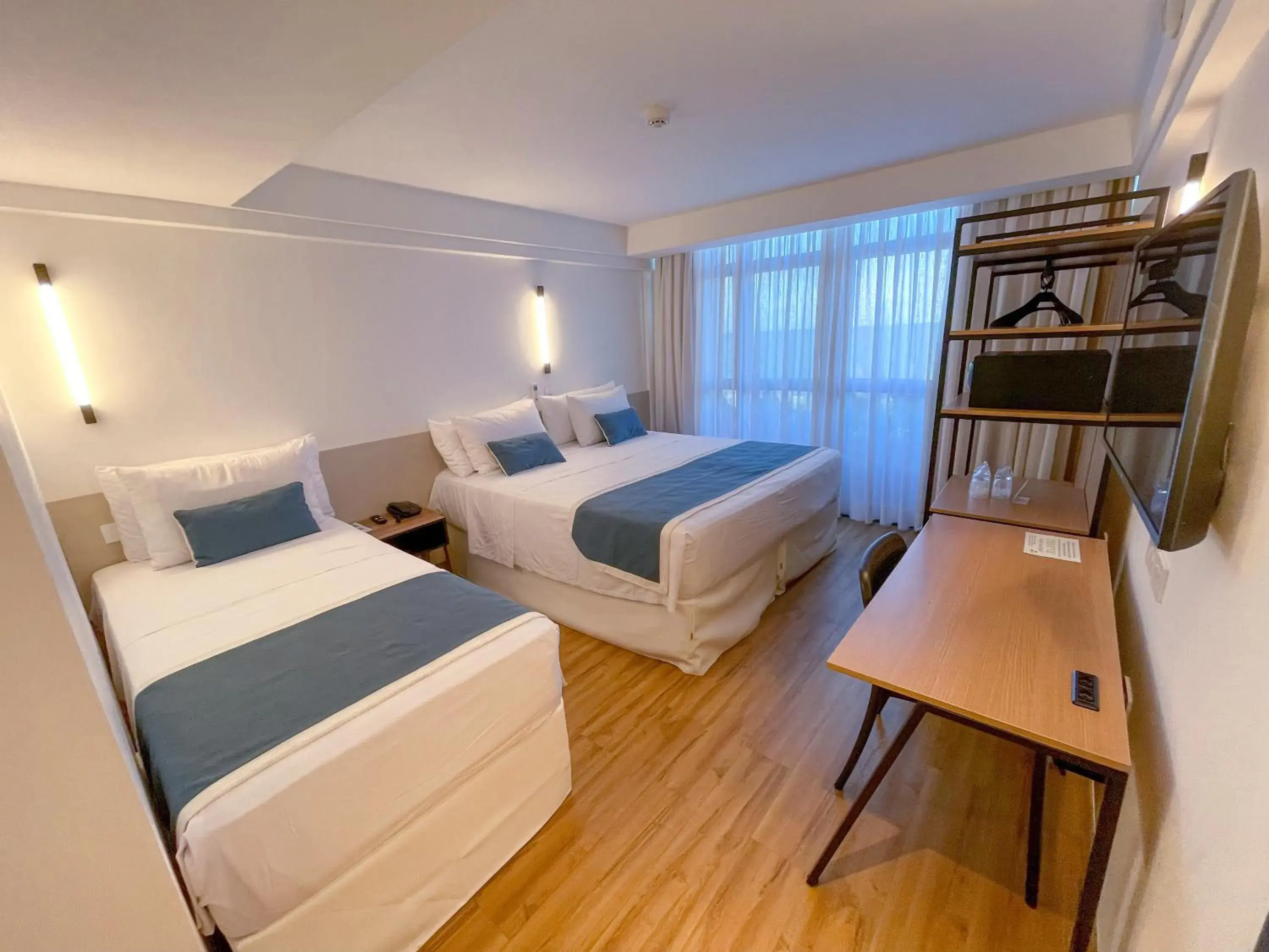 Photo of the whole room, Bed in Marante Plaza Hotel Photo of the whole room, Bed in Marante Plaza Hotel