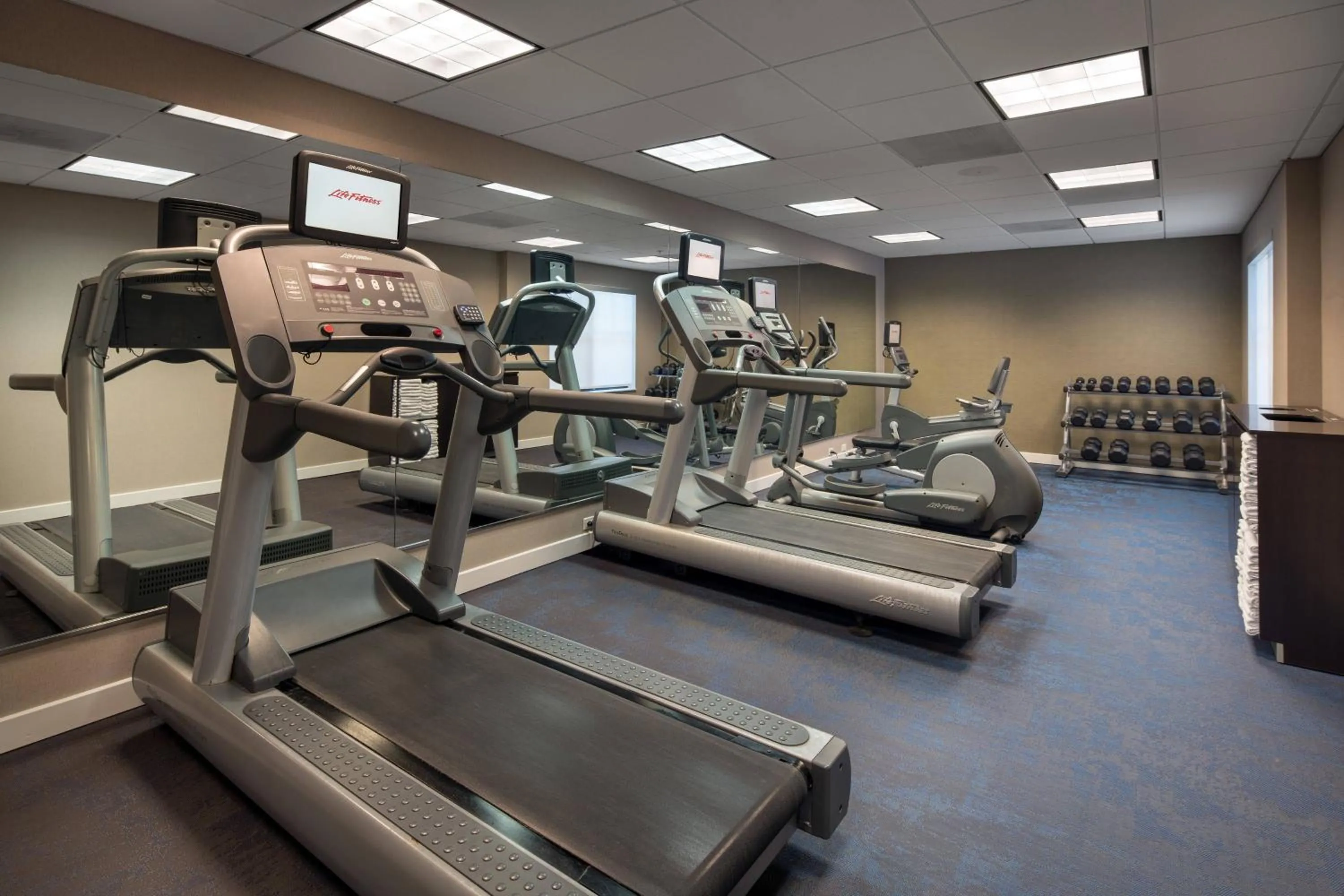 Fitness centre/facilities in Residence Inn by Marriott Camarillo