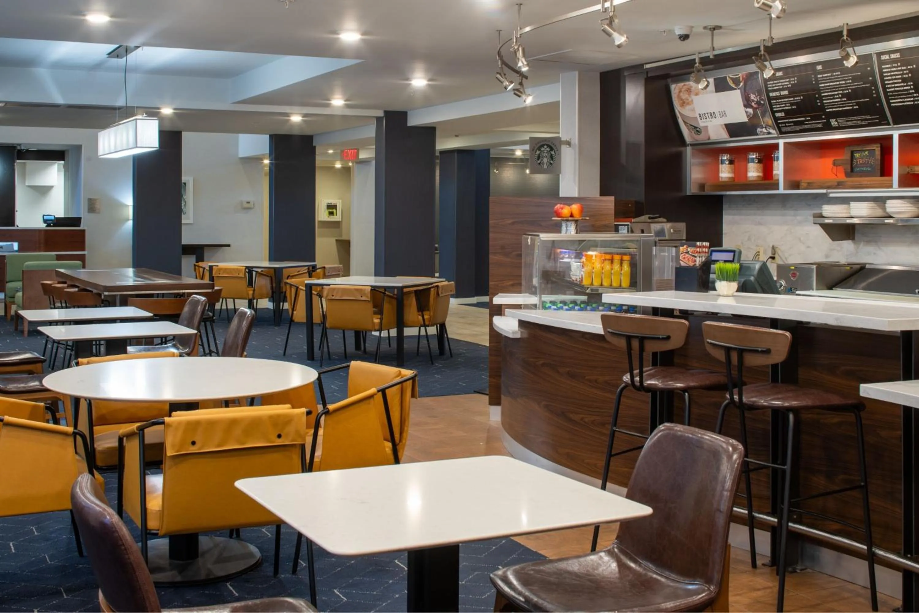 Restaurant/places to eat in Courtyard by Marriott Decatur