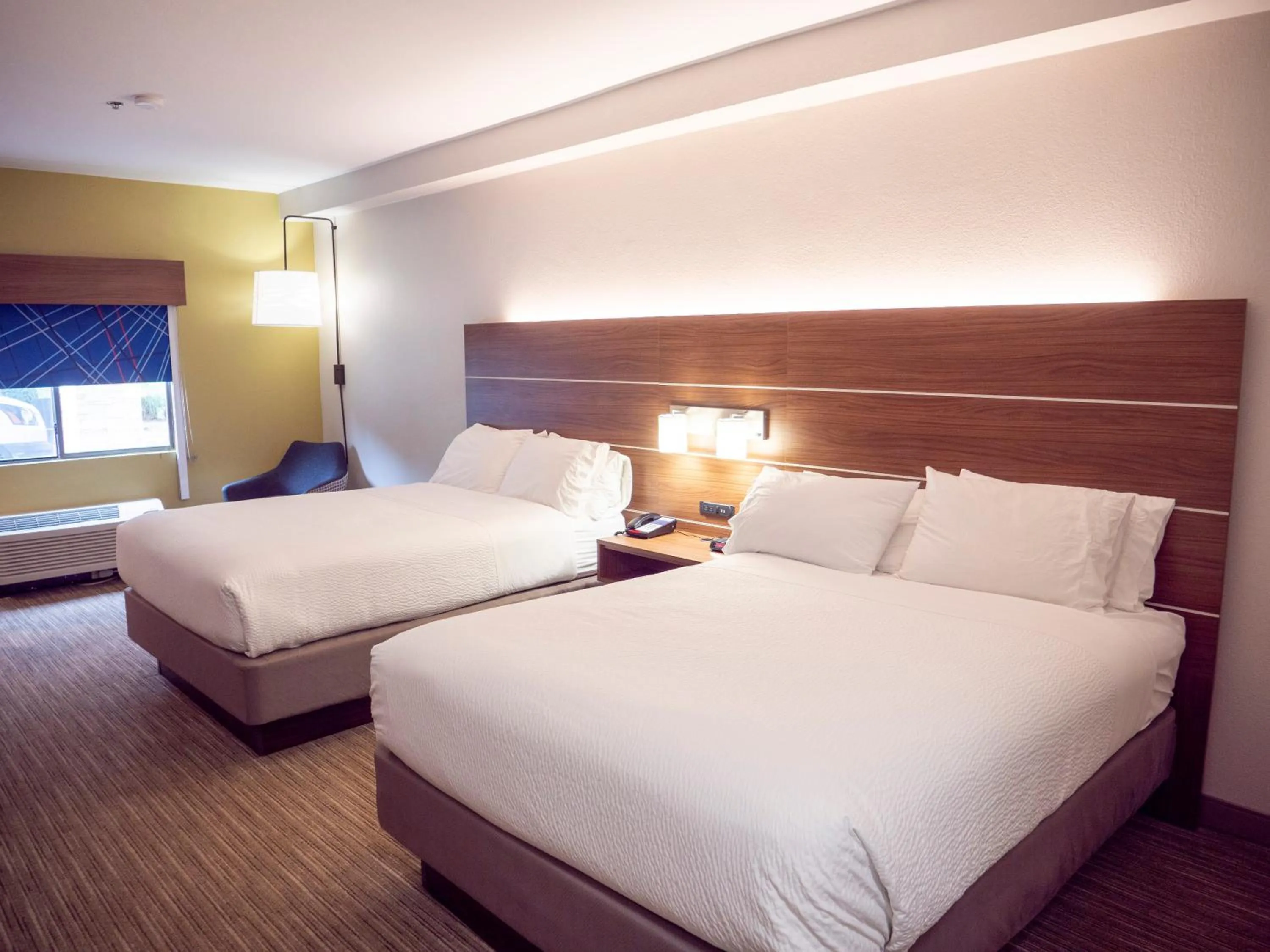 Photo of the whole room, Bed in Holiday Inn Express & Suites Greenville Airport i85 by IHG