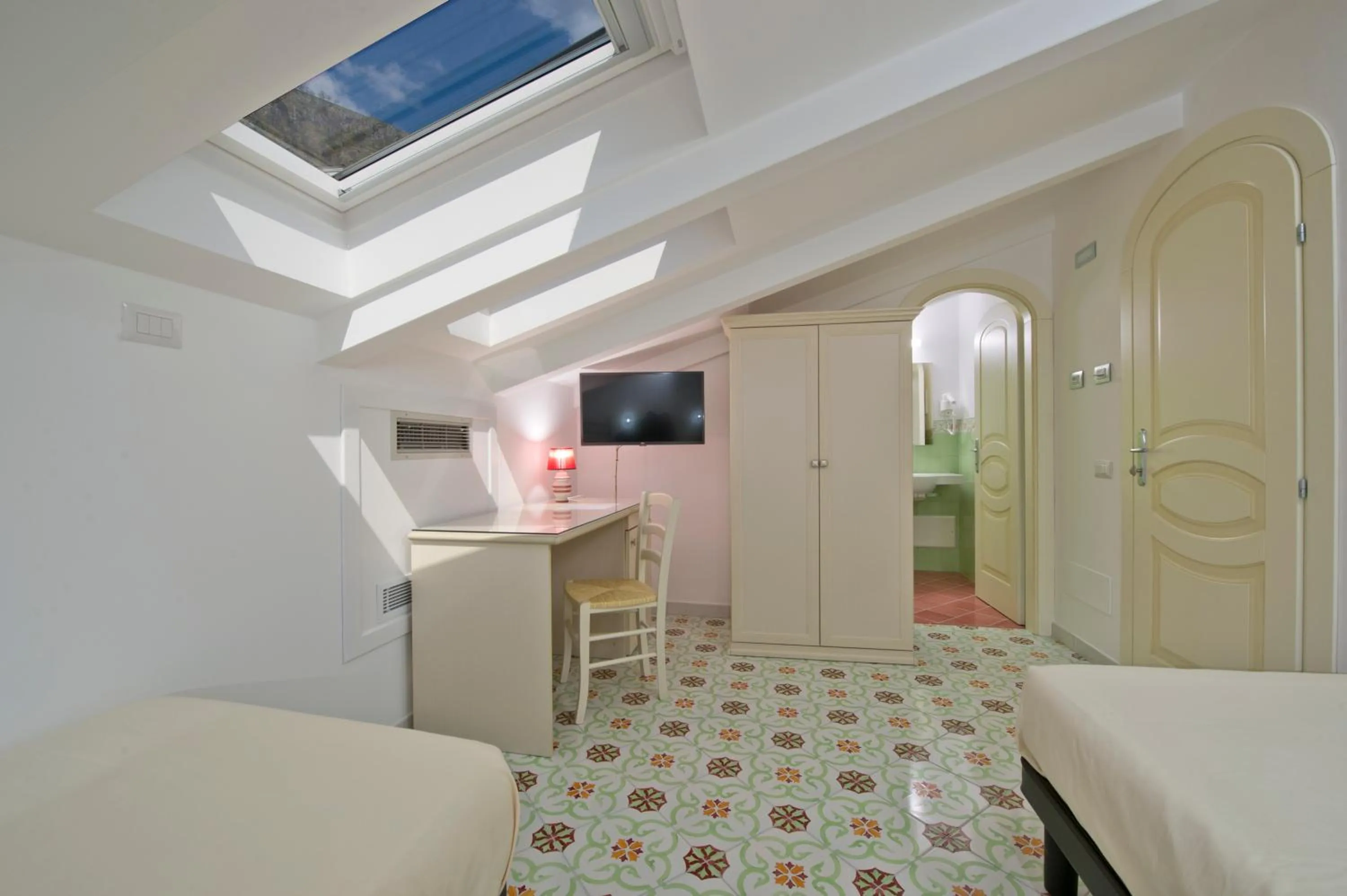 Photo of the whole room, Bed in Albadamare Boutique Hotel