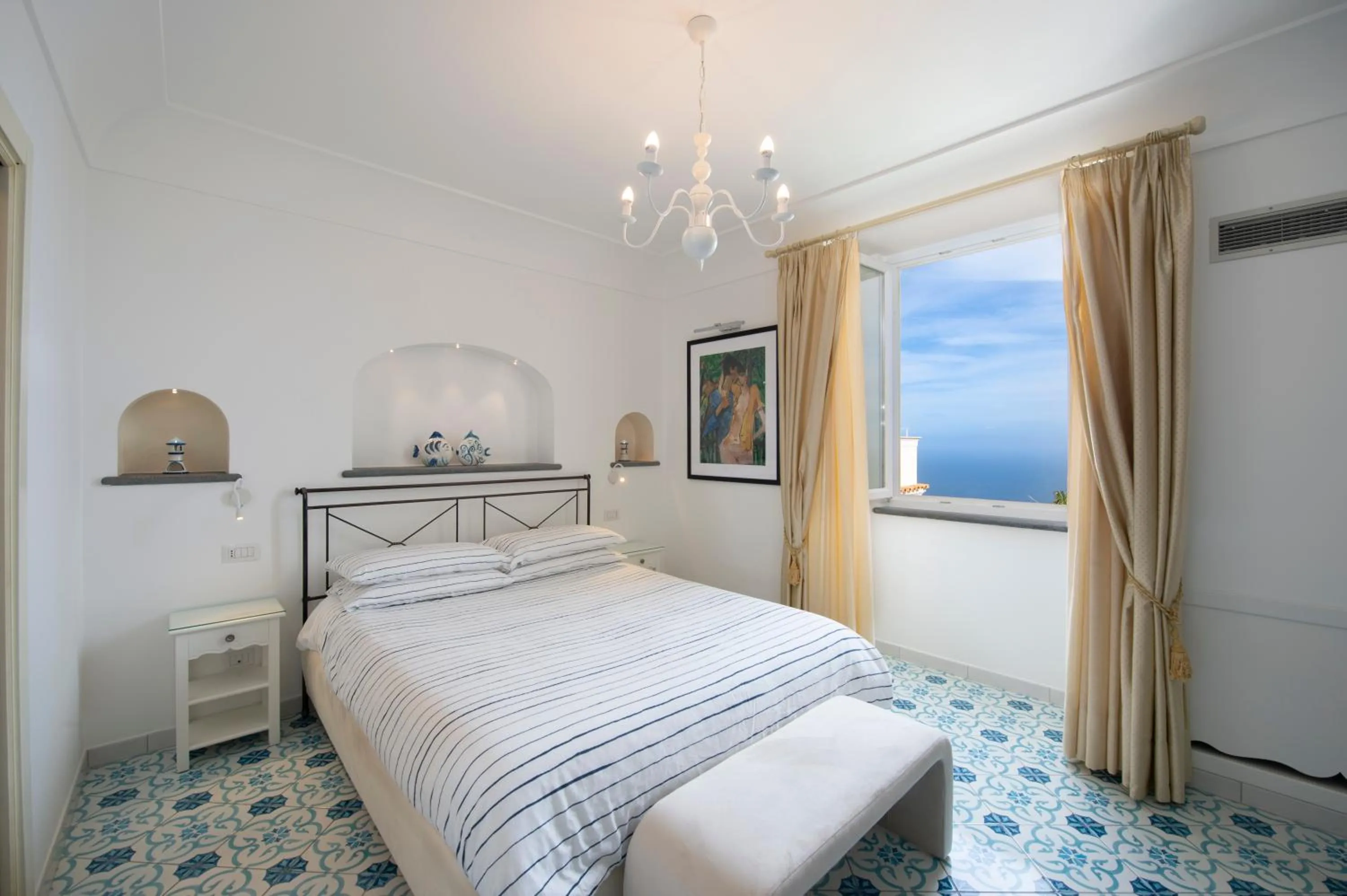 Bed in Albadamare Boutique Hotel