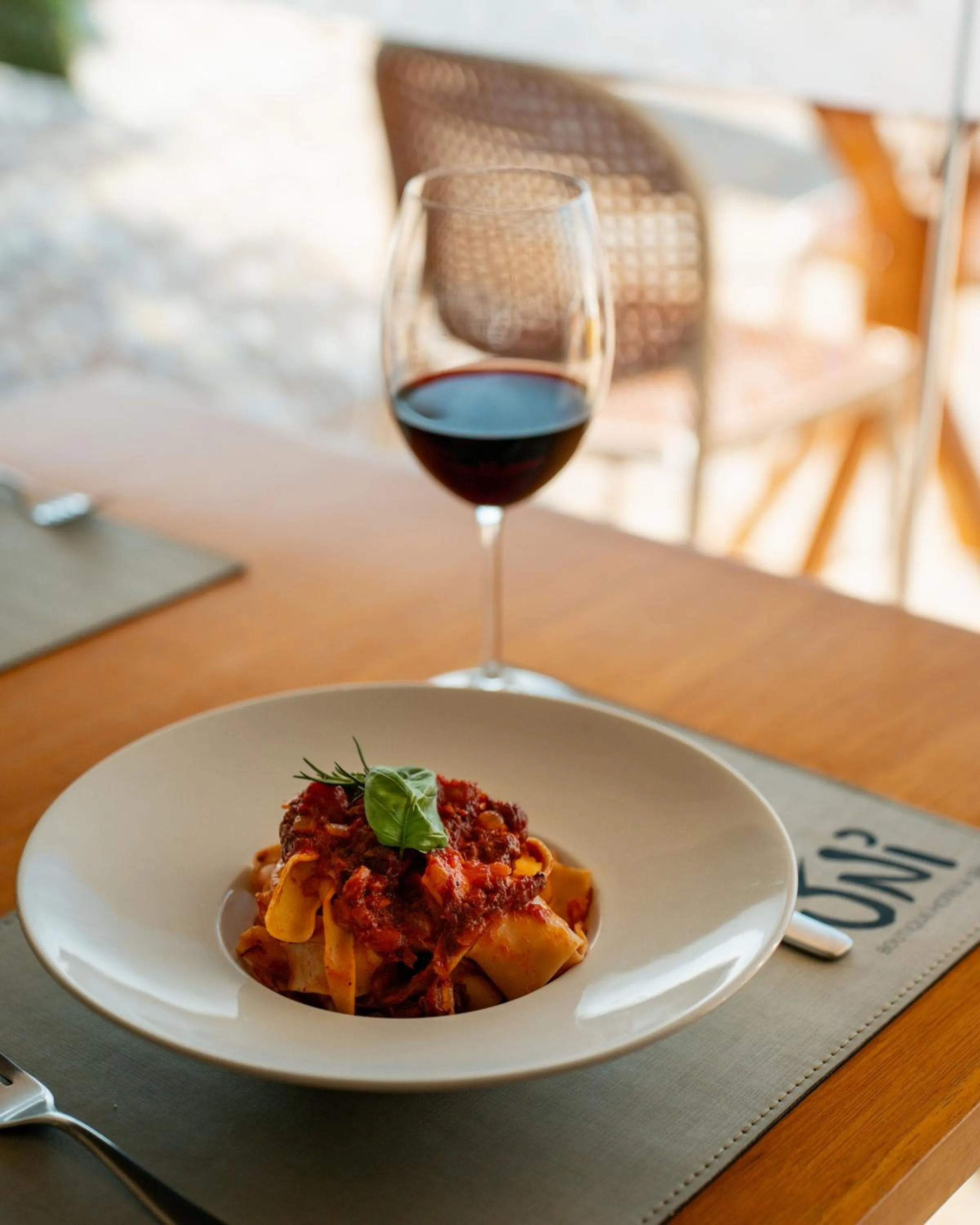 Restaurant/places to eat in Uni Boutique Hotel & Spa