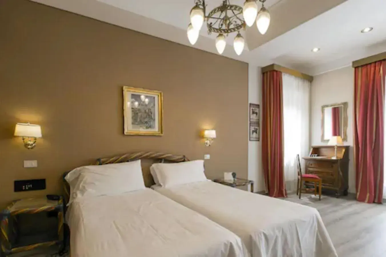 Superior Twin Room in Best Western Hotel Rivoli Superior Twin Room in Best Western Hotel Rivoli