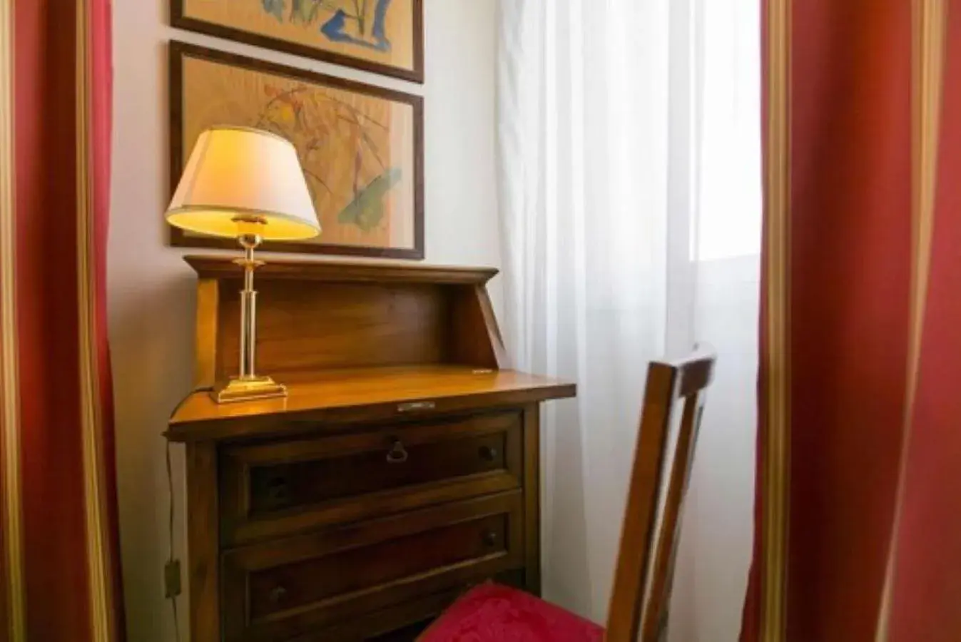 Classic Single Room in Best Western Hotel Rivoli Classic Single Room in Best Western Hotel Rivoli