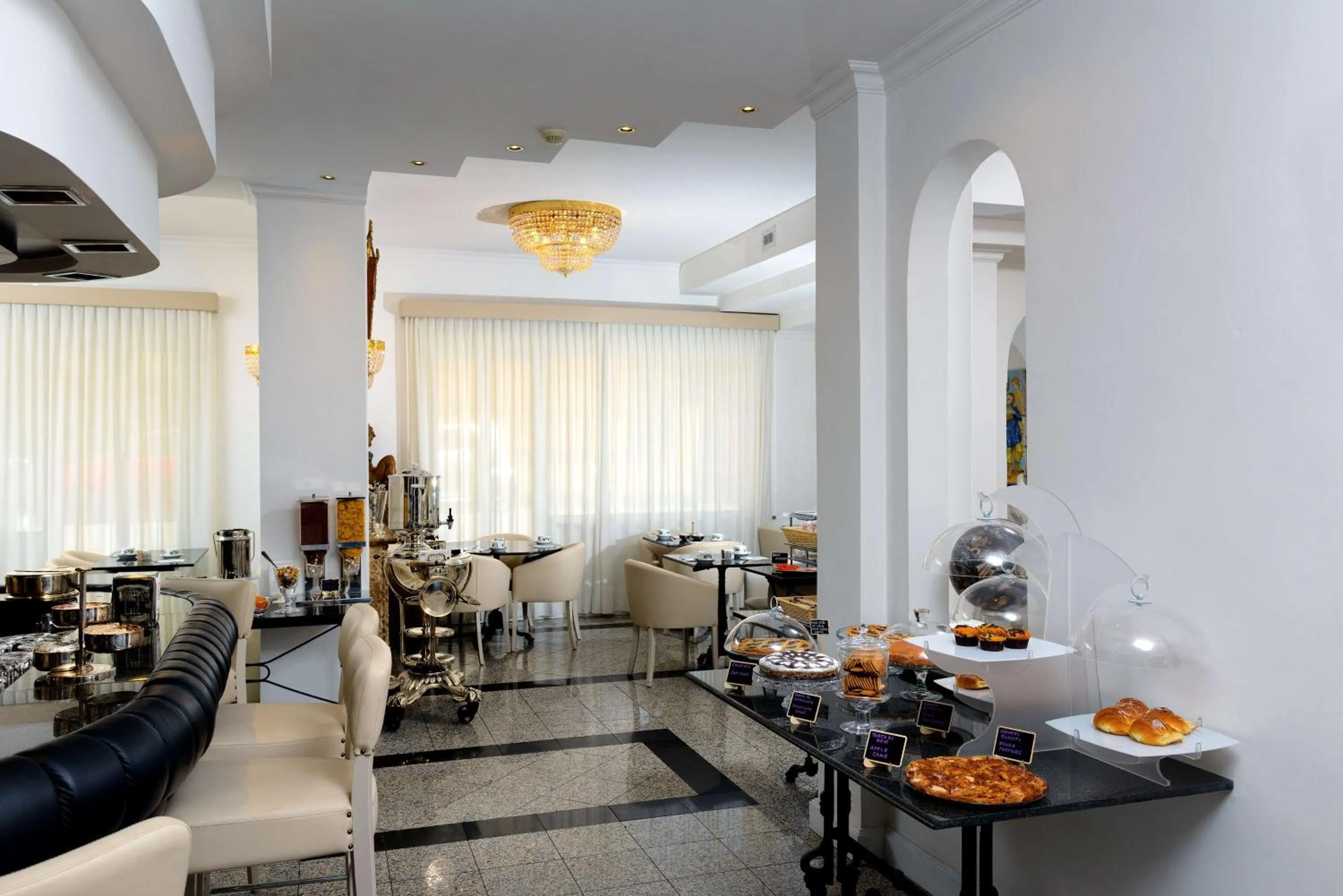 Lobby or reception in Best Western Hotel Rivoli