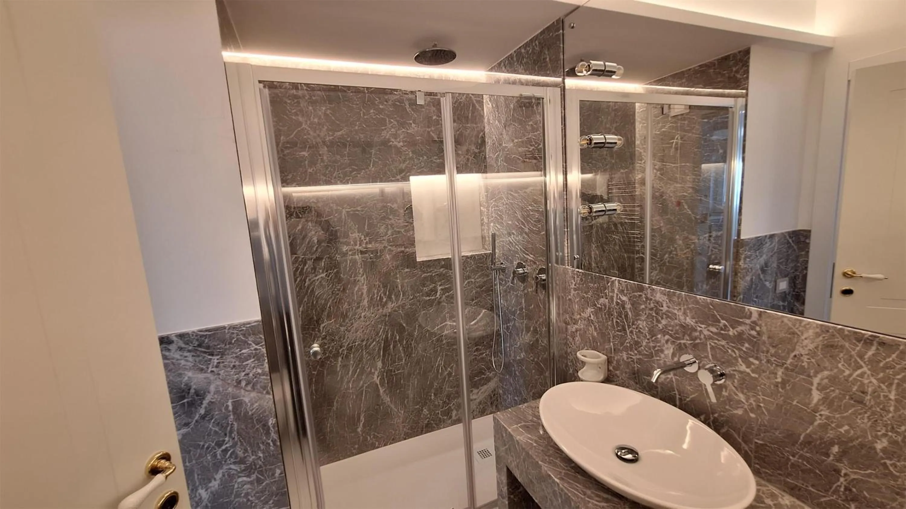 Photo of the whole room in Best Western Hotel Rivoli