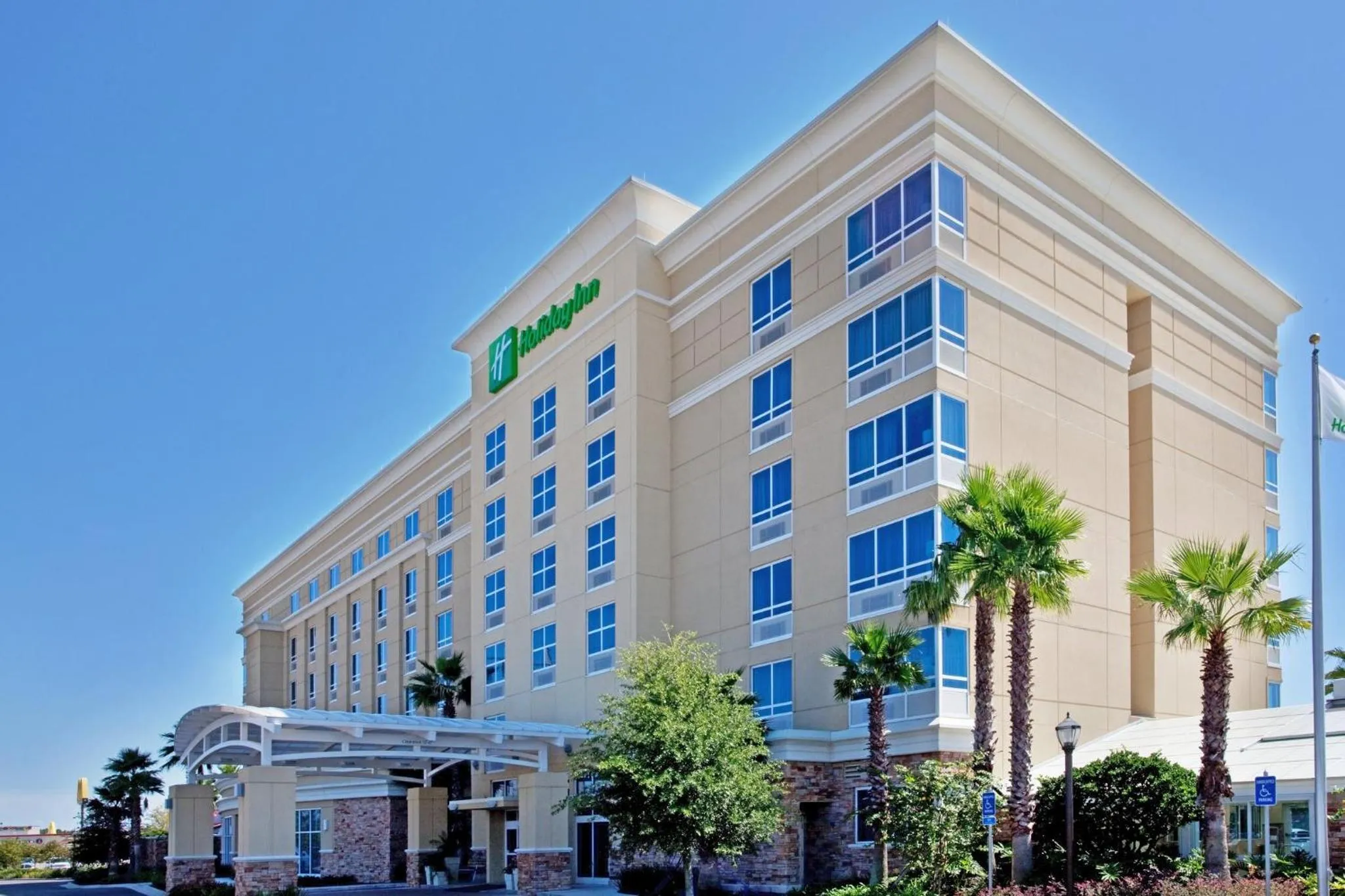Property building in Holiday Inn - Gulfport-Airport by IHG