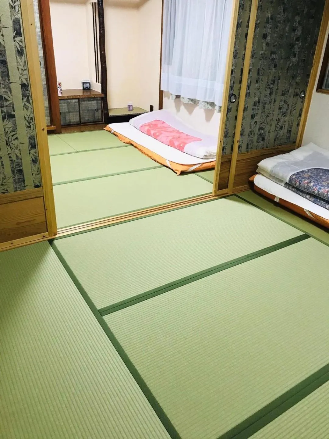 Bed in Minshuku Kaikeibo