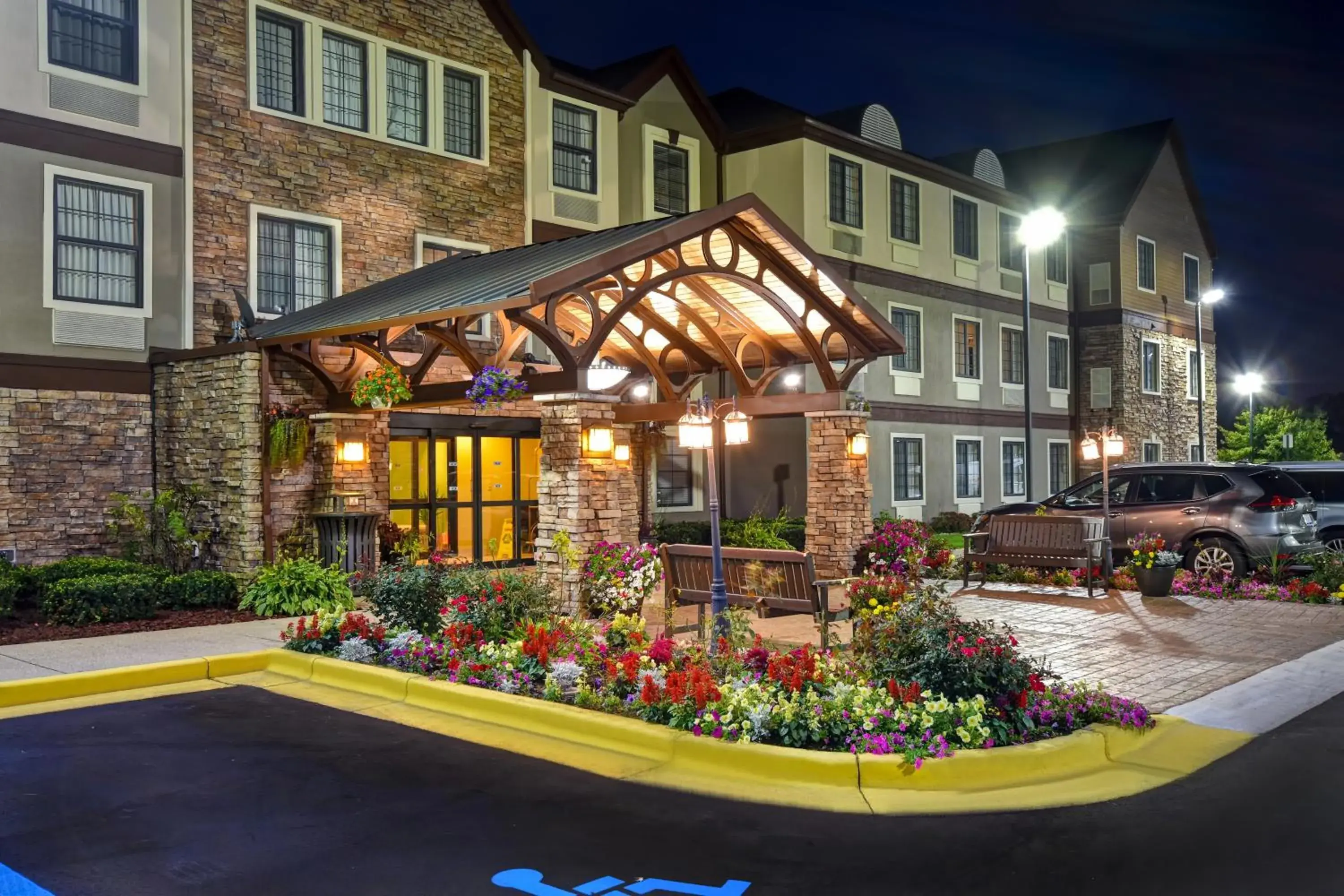 Property building in Staybridge Suites Grand Rapids-Kentwood by IHG Property building in Staybridge Suites Grand Rapids-Kentwood by IHG