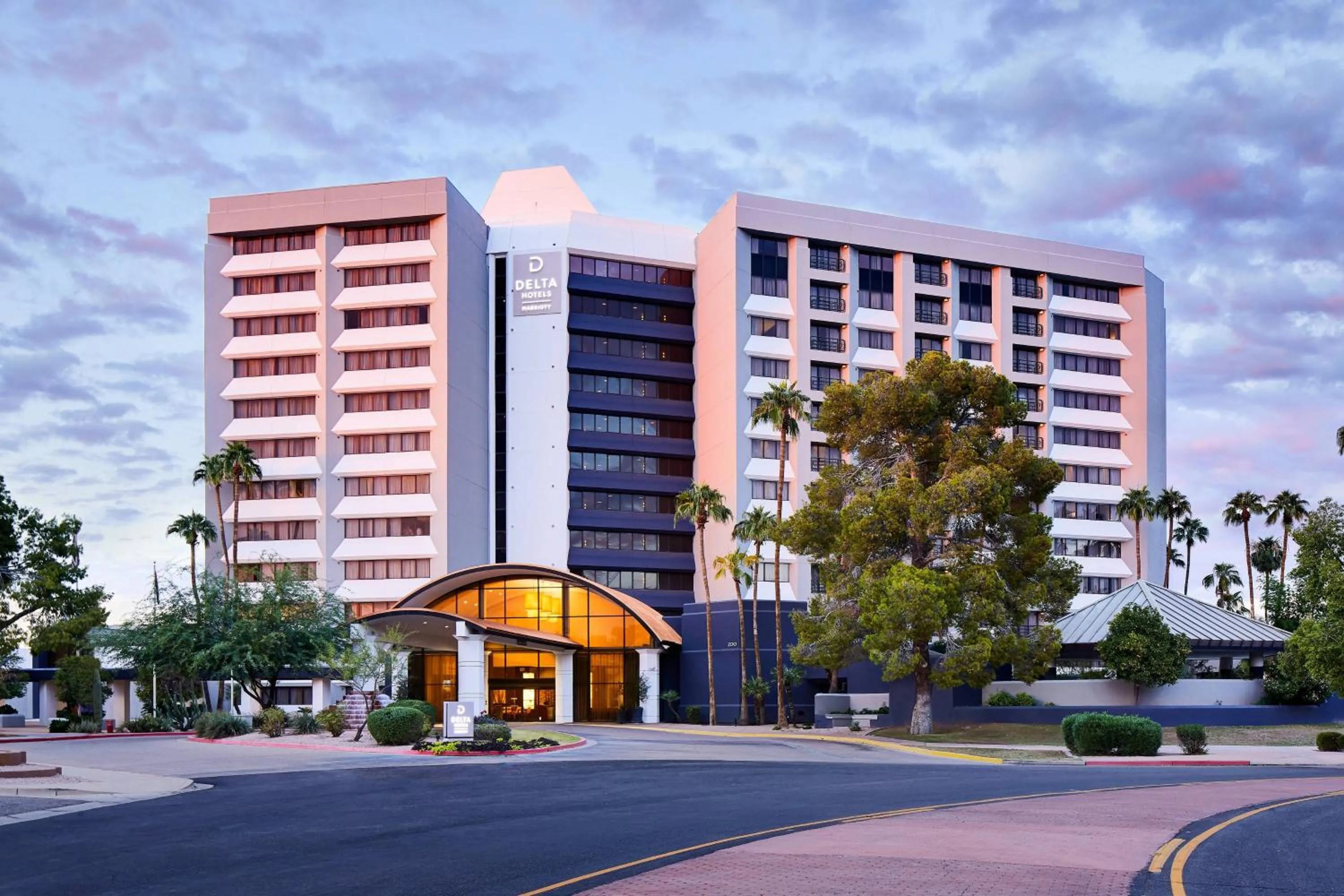 Property building in Delta Hotels by Marriott Phoenix Mesa