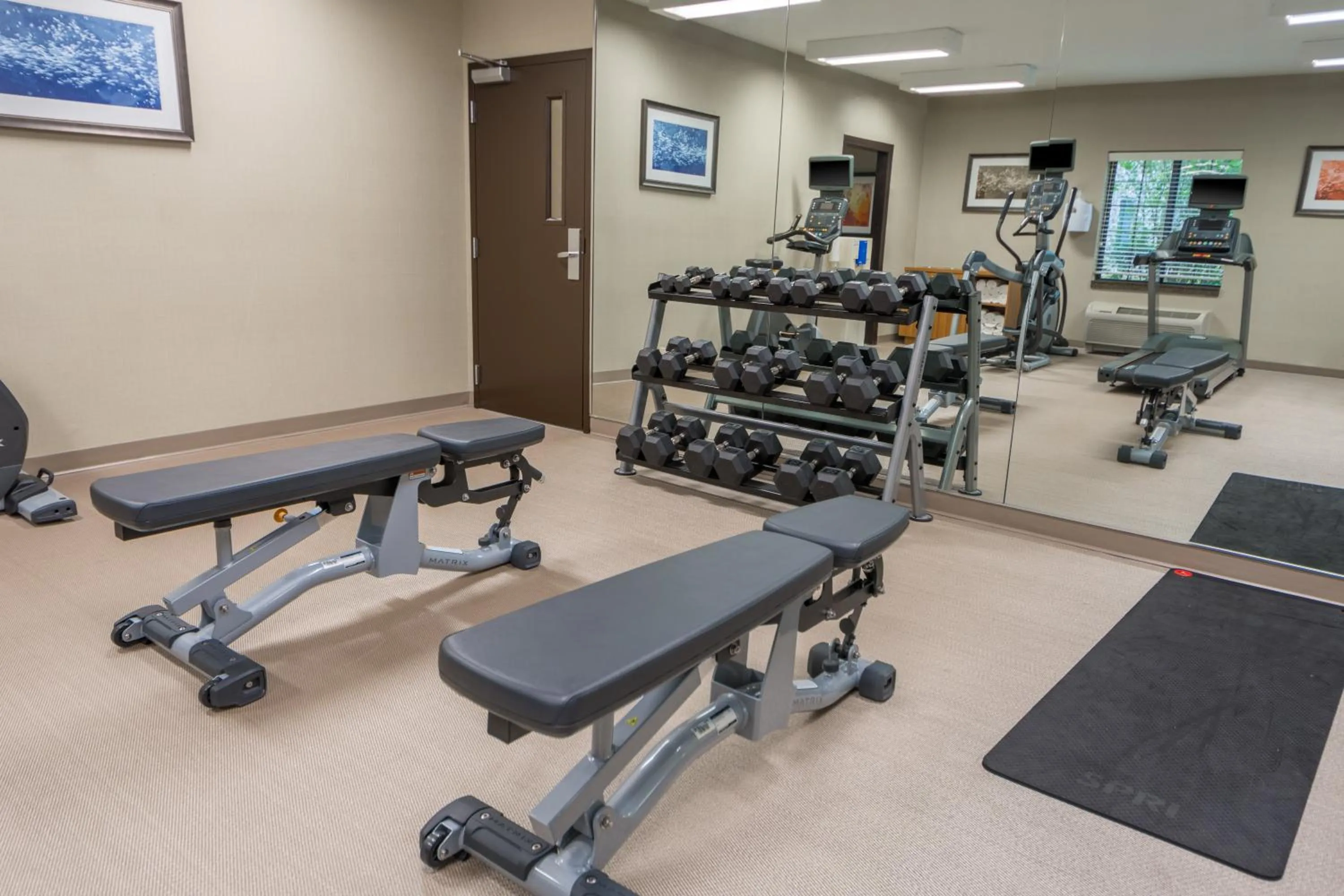 Spa and wellness centre/facilities in Staybridge Suites - Kansas City-Independence by IHG