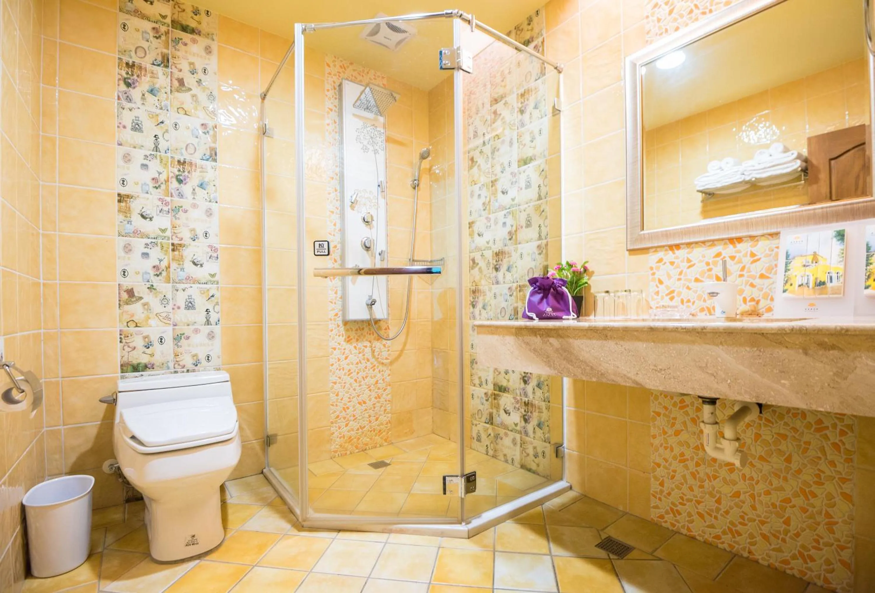 Bathroom in Saint Paul Villa