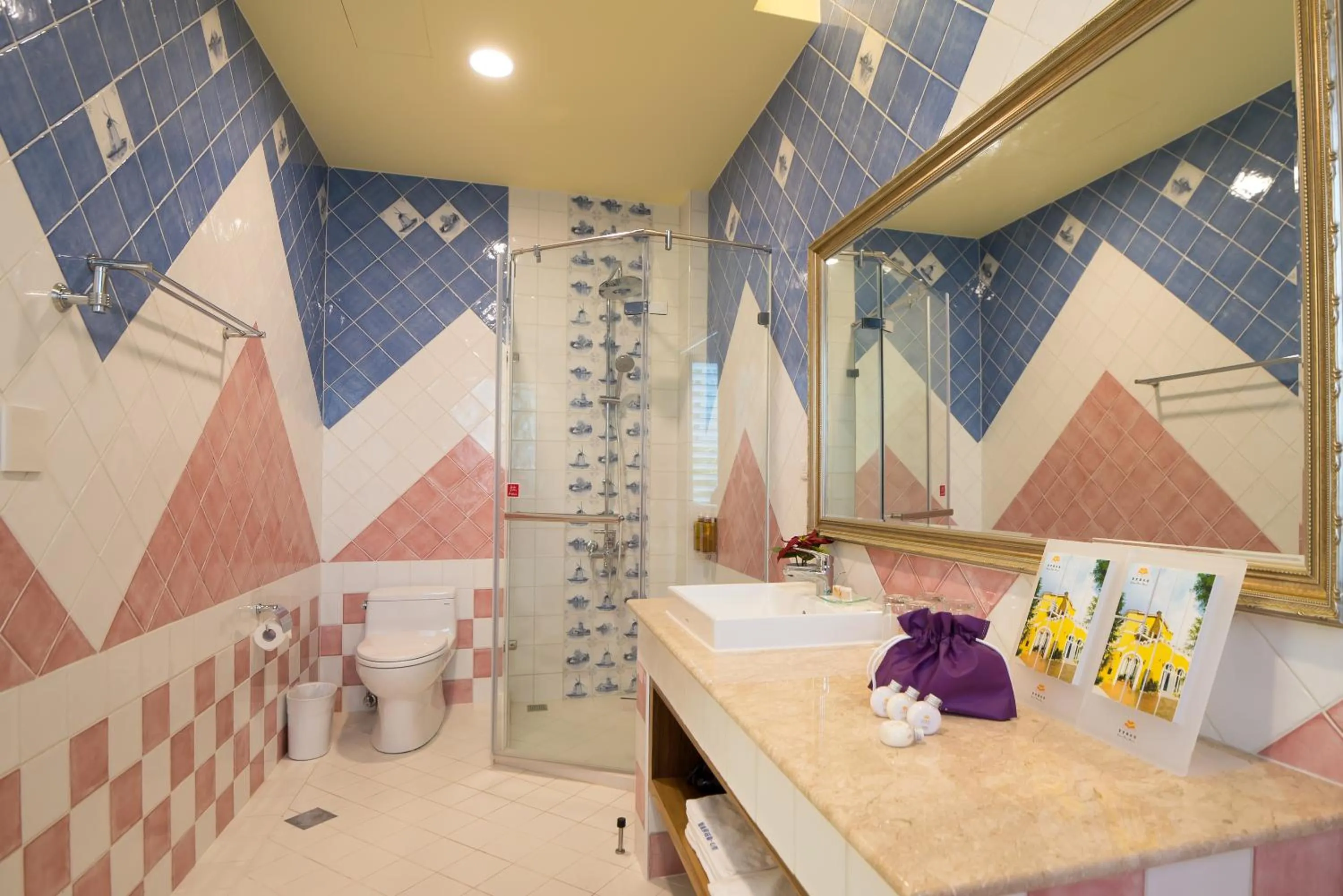 Bathroom in Saint Paul Villa