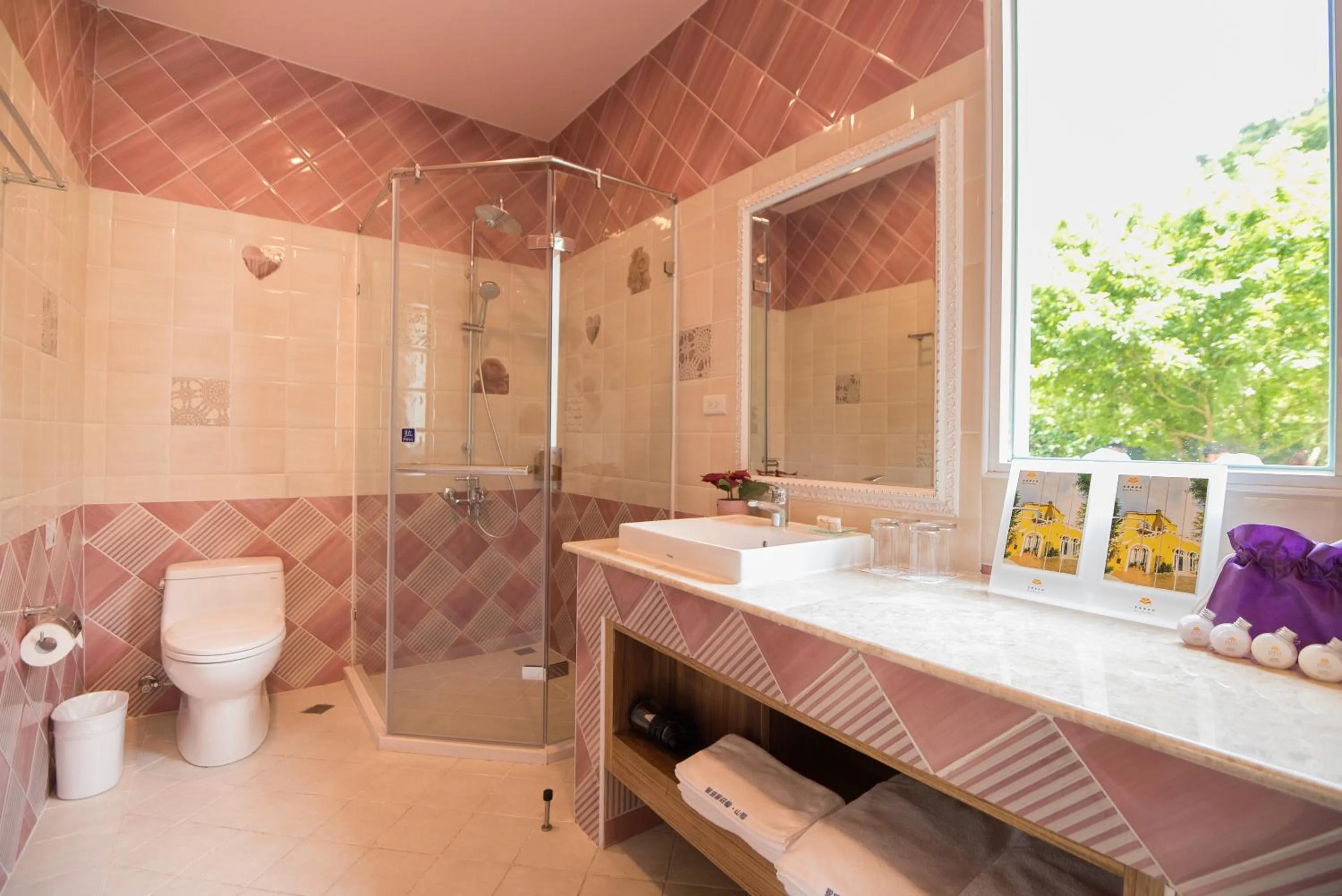 Bathroom in Saint Paul Villa