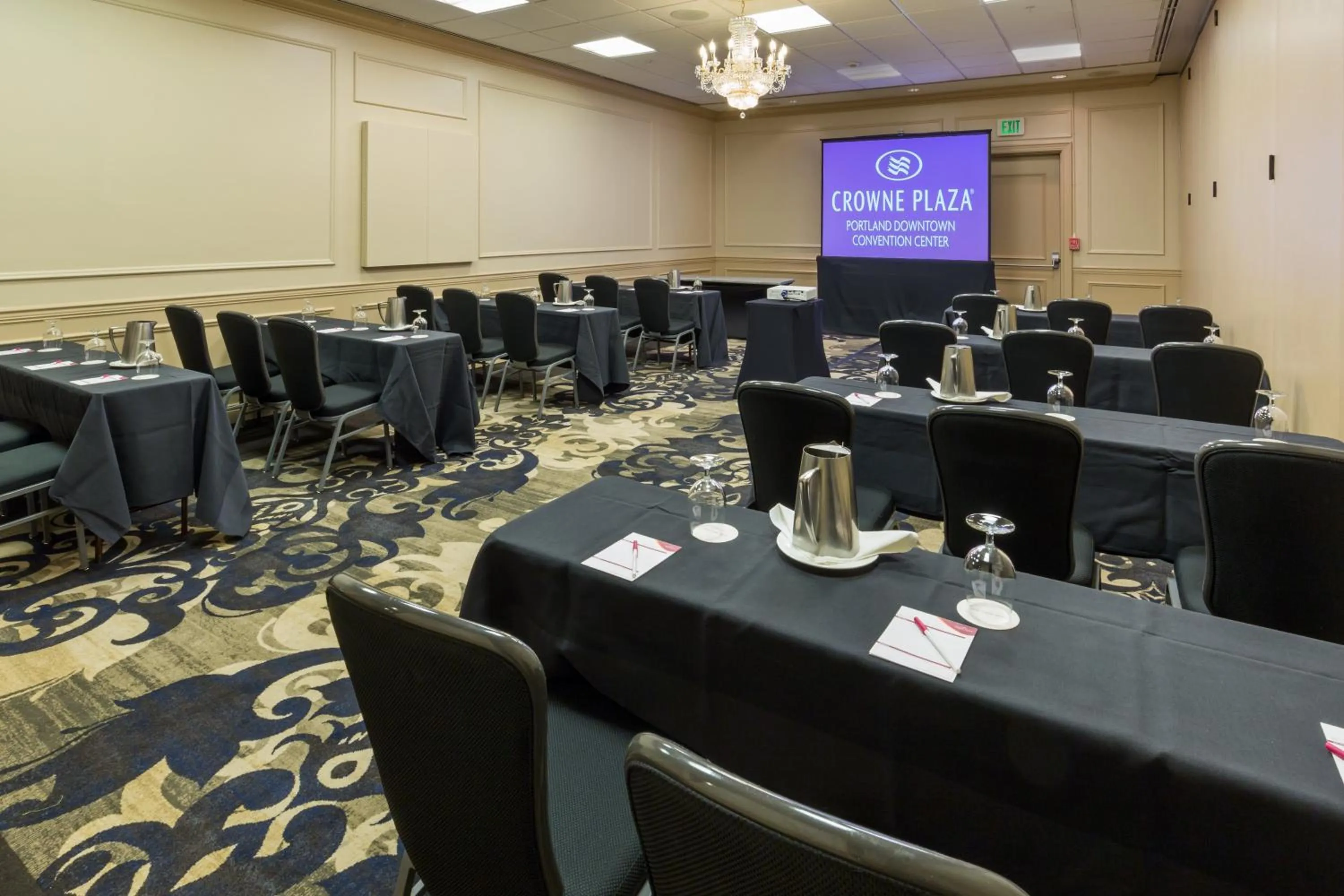 Meeting/conference room in Crowne Plaza Hotel Portland-Downtown Convention Center by IHG
