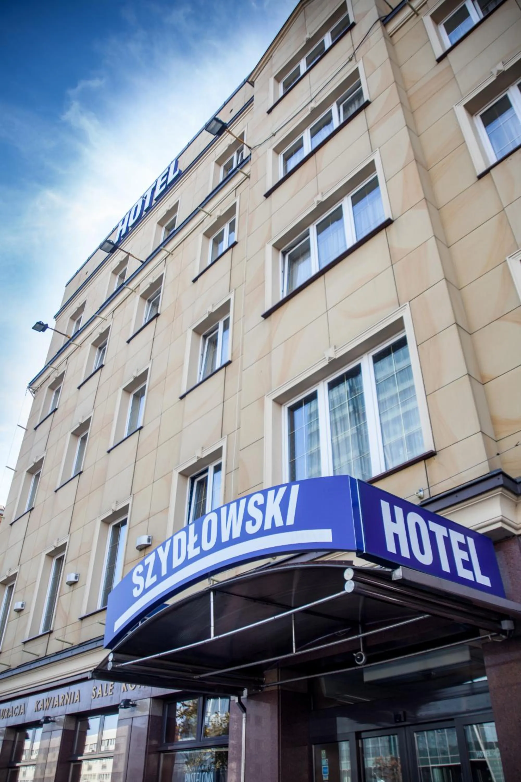 Facade/entrance in Hotel Szydłowski