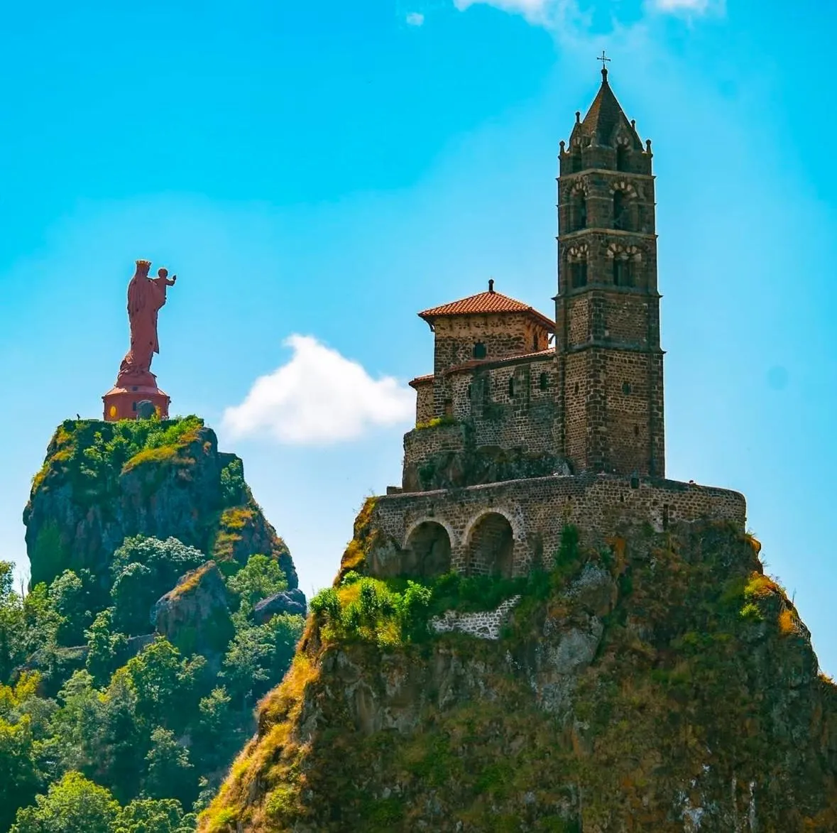 Nearby landmark in Cit'hôtel Le Chris'tel hôtel et restaurant