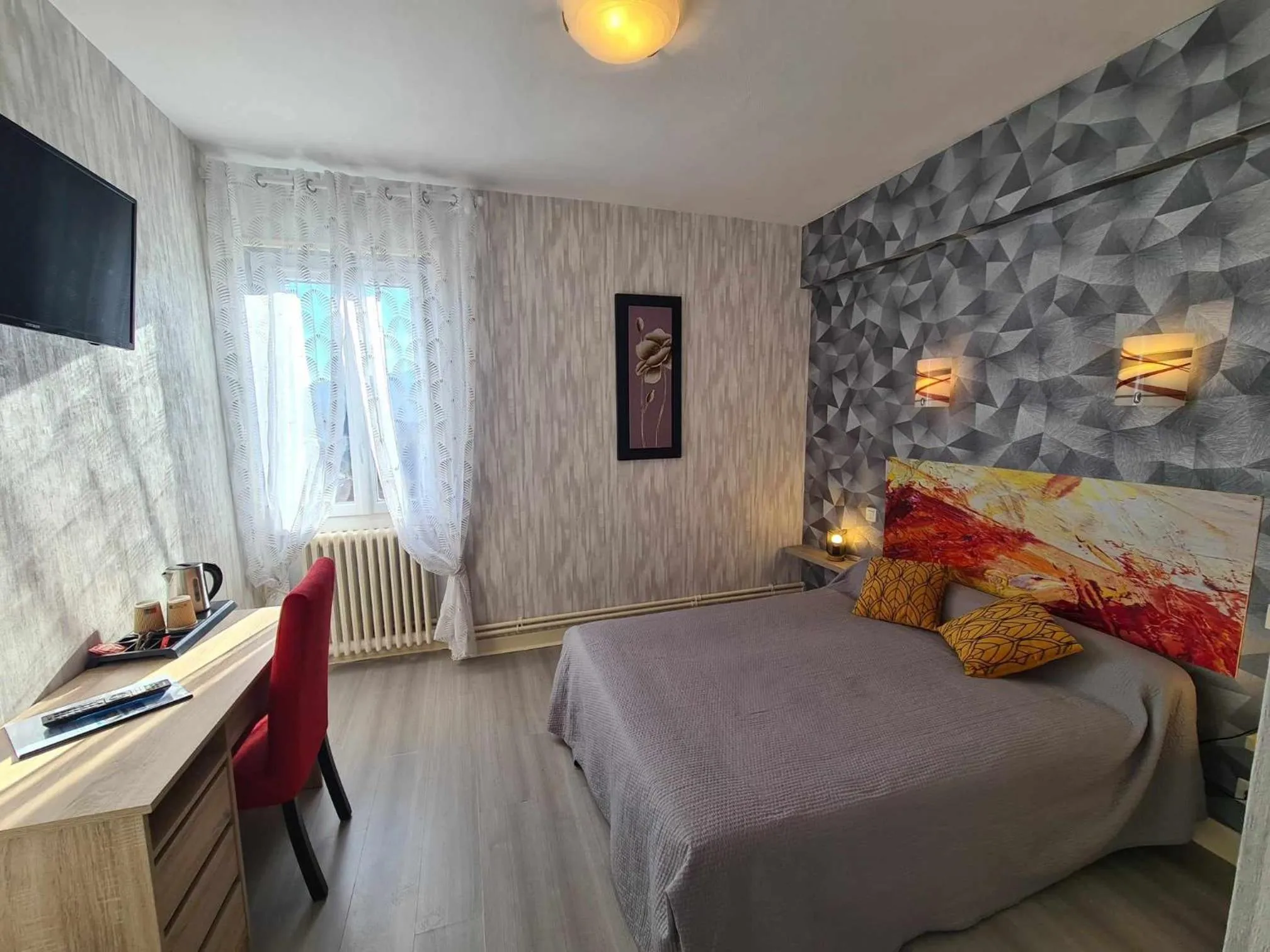 Photo of the whole room, Bed in Hotel Belle Vue