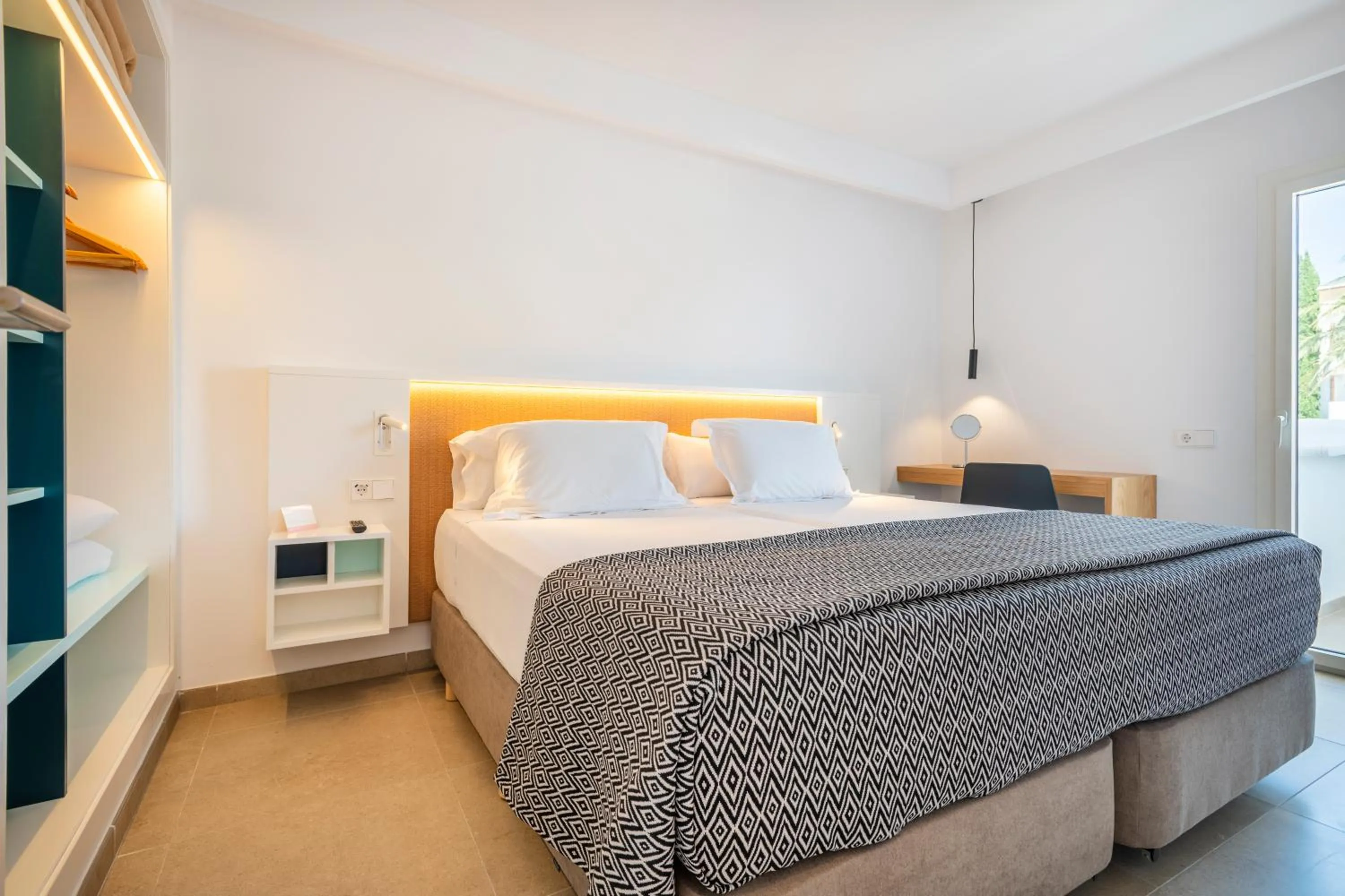 Bed in Inturotel Cala Azul