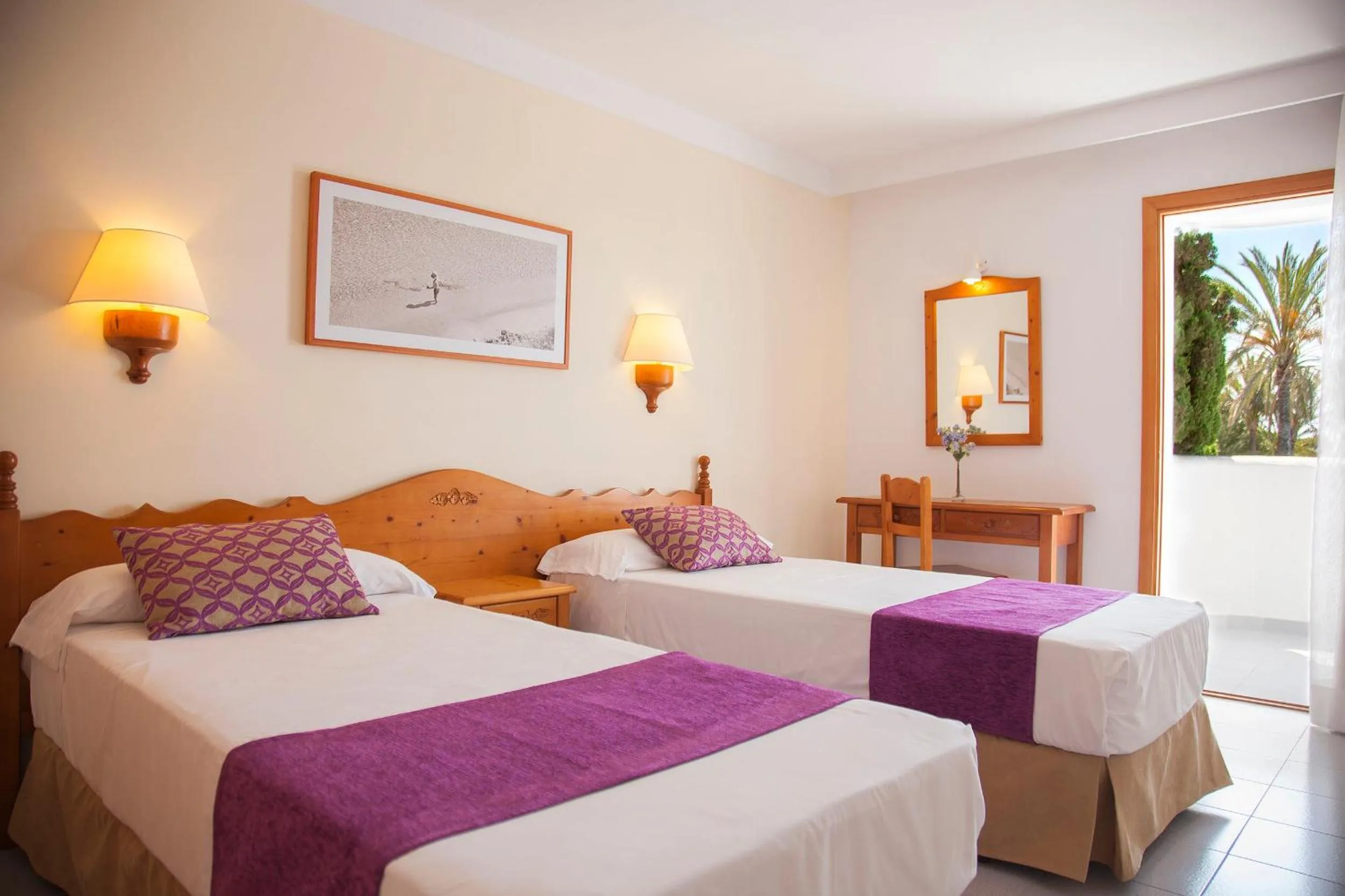 Bed in Inturotel Azul Garden