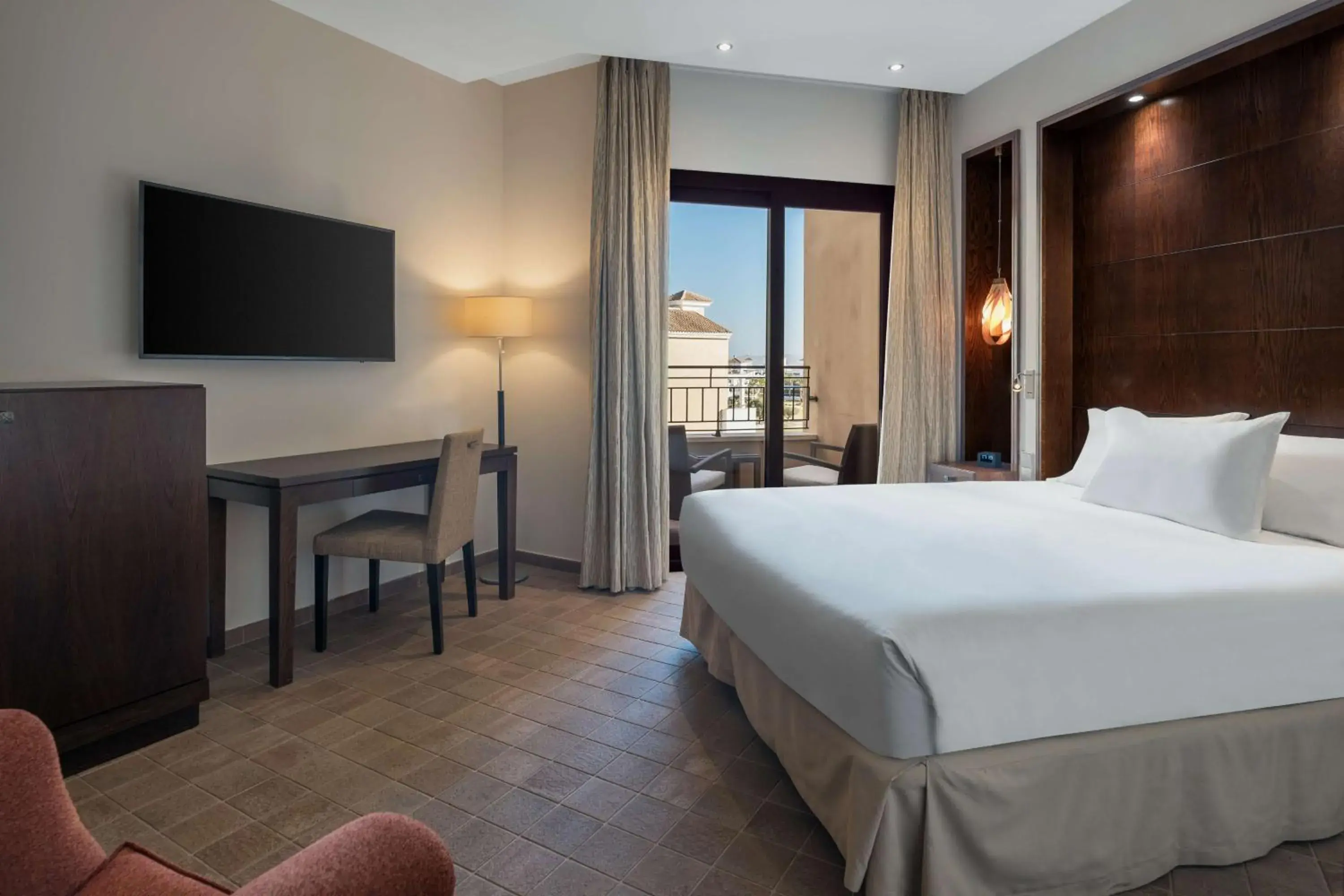 Superior Queen Room in Doubletree By Hilton La Torre Golf Resort Superior Queen Room in Doubletree By Hilton La Torre Golf Resort