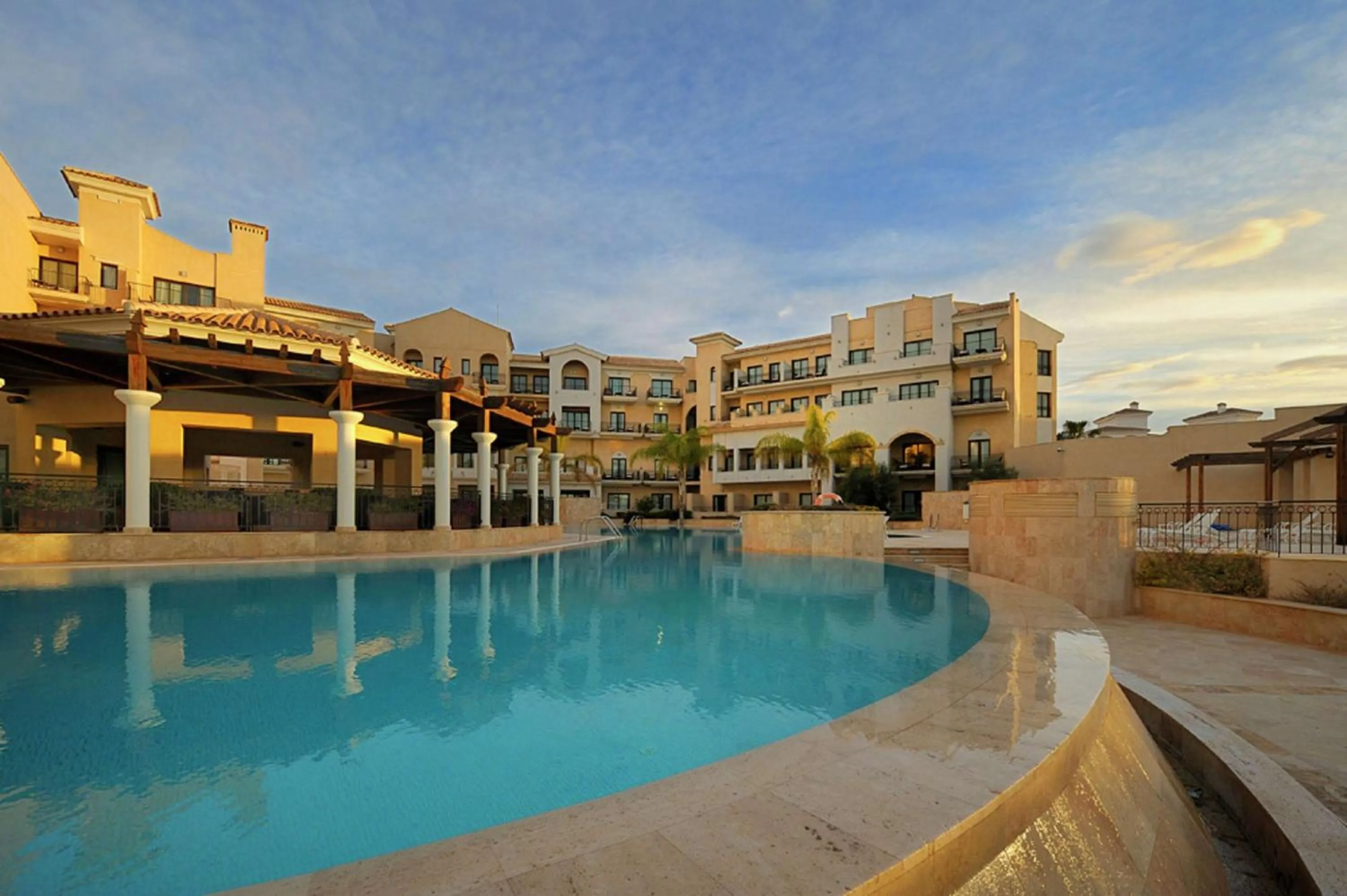 Pool view in Doubletree By Hilton La Torre Golf Resort