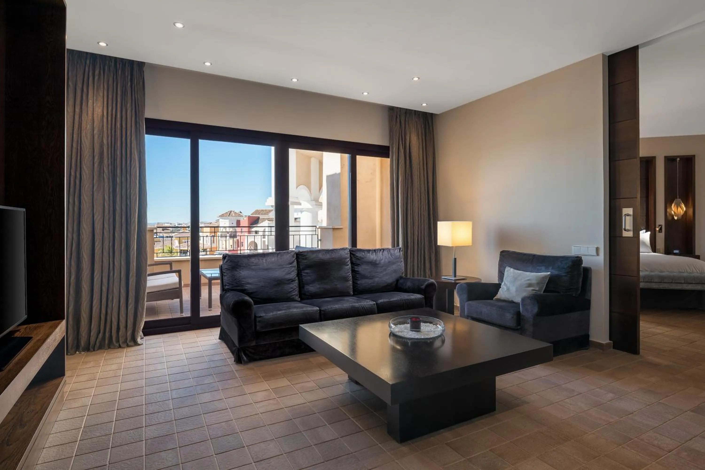 Bed in Doubletree By Hilton La Torre Golf Resort