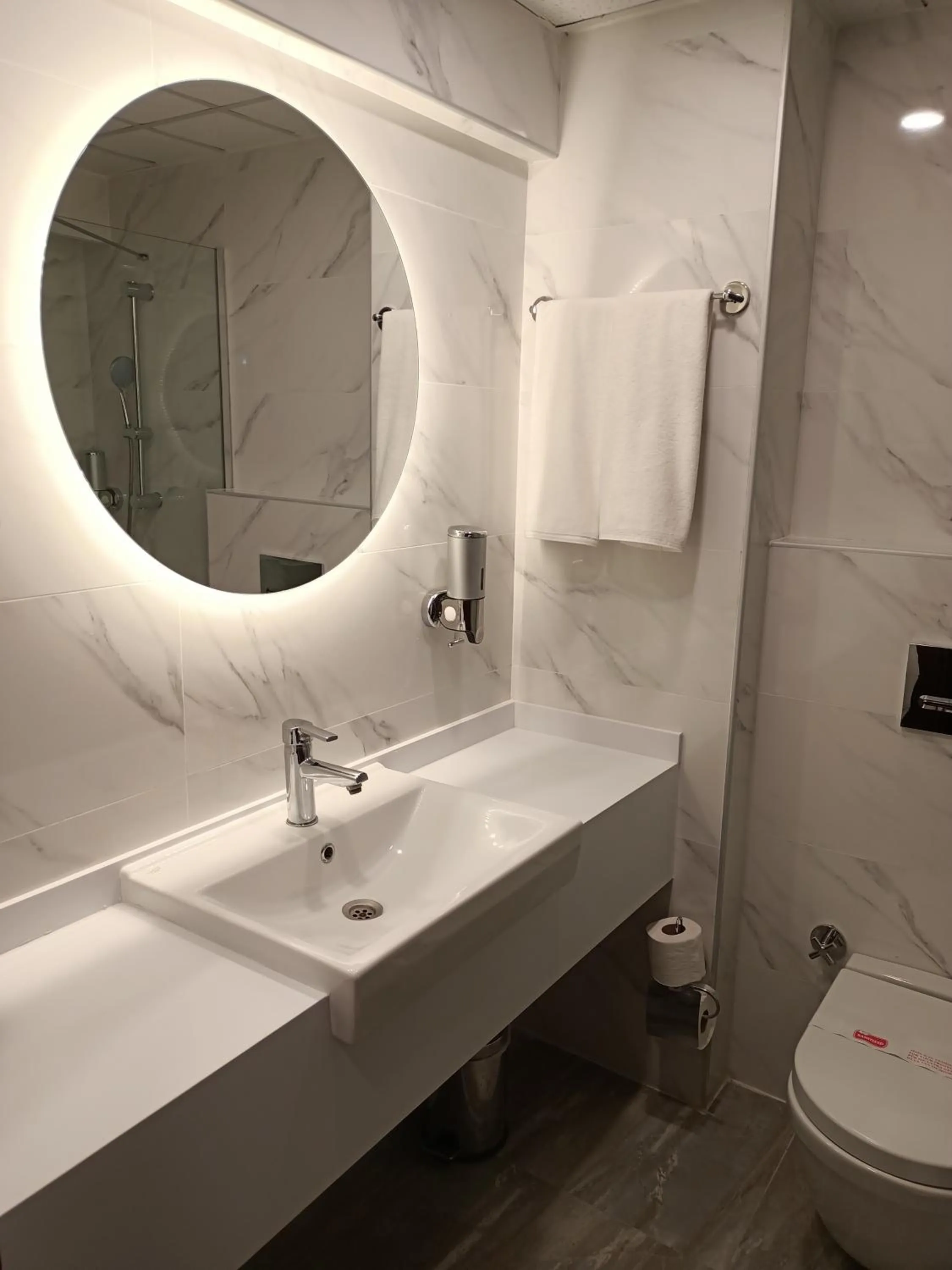 Bathroom in Hotel Buyuk Sahinler