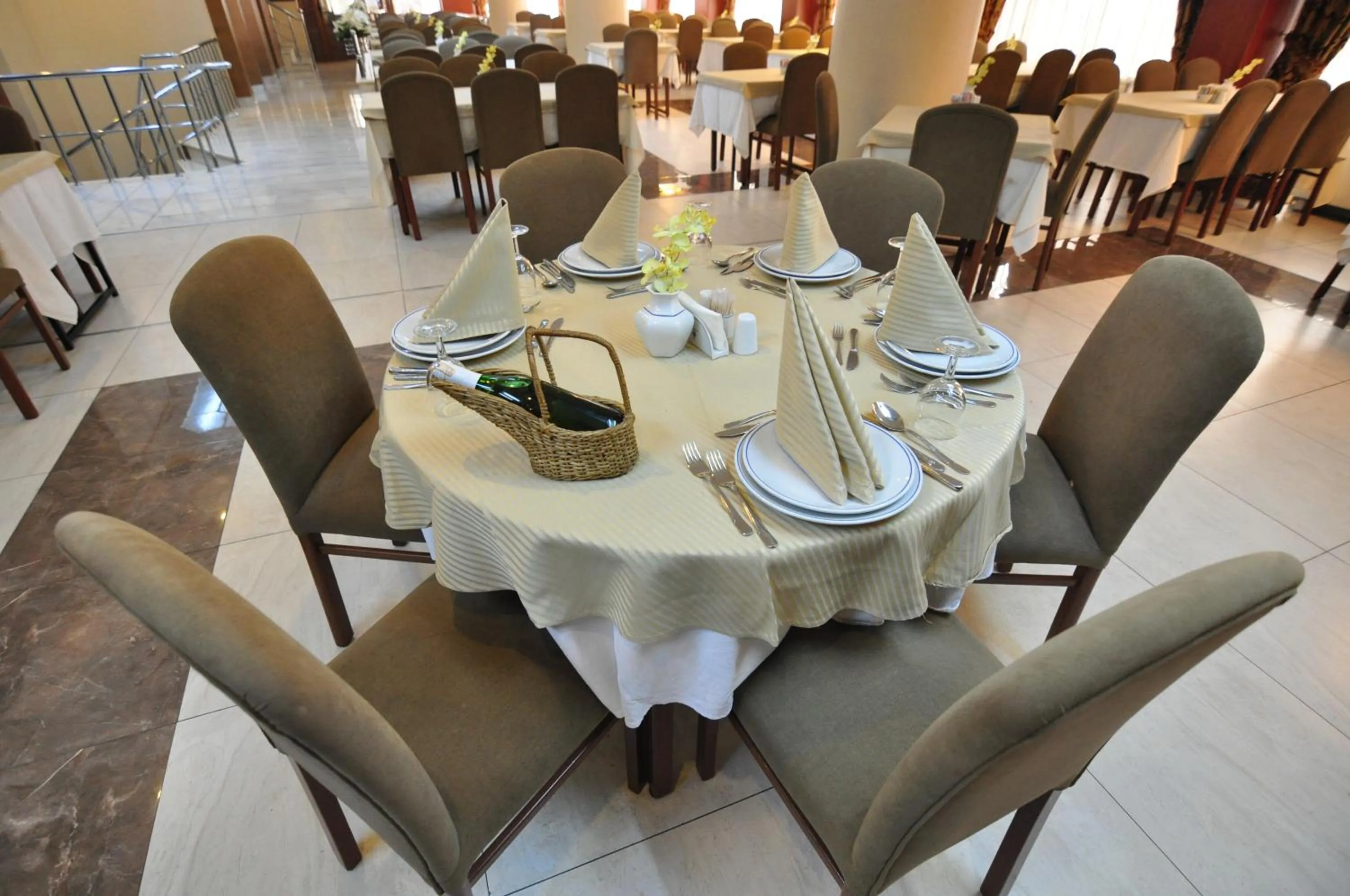 Restaurant/places to eat in Hotel Buyuk Sahinler
