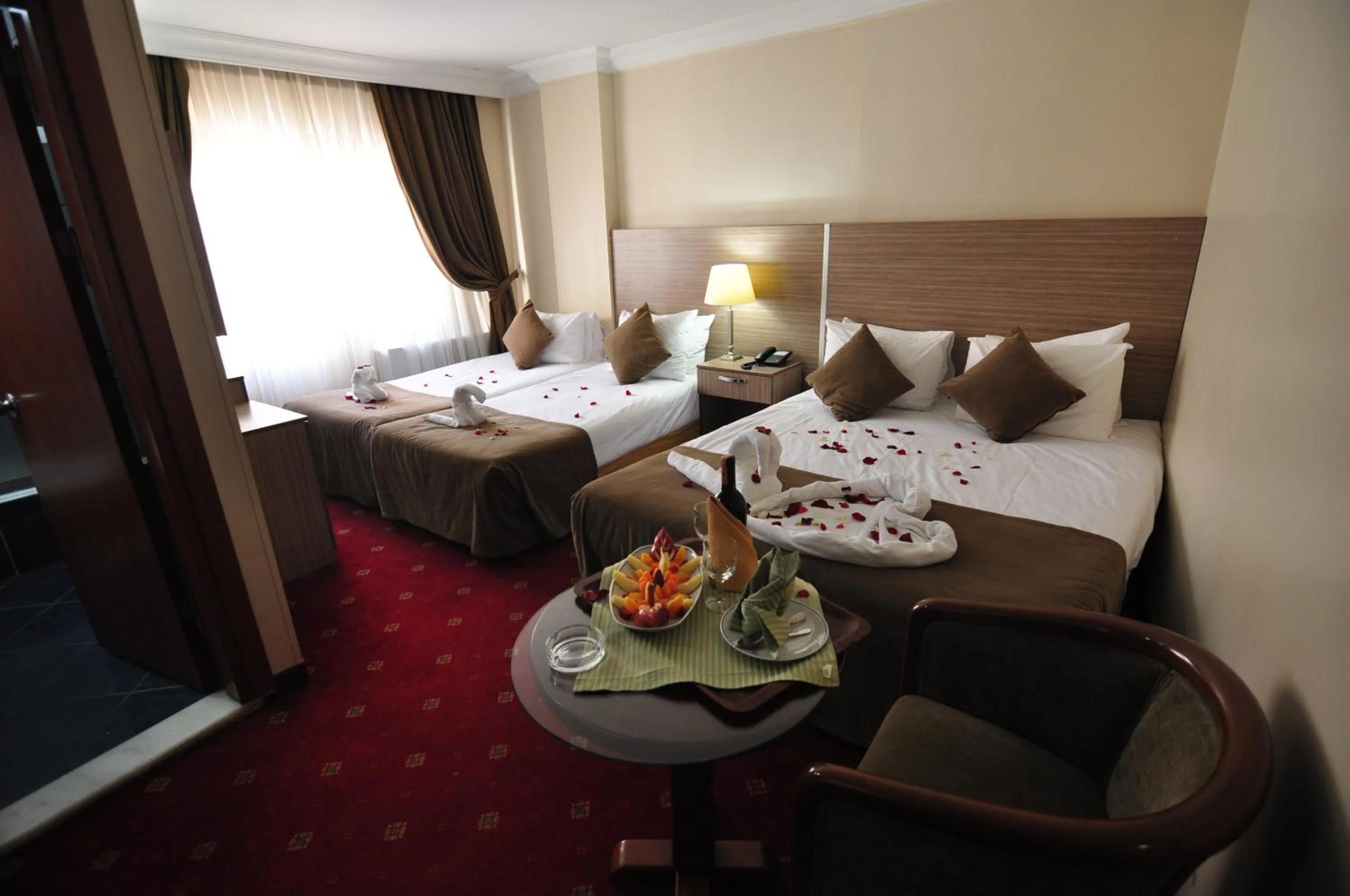 Photo of the whole room, Bed in Hotel Buyuk Sahinler