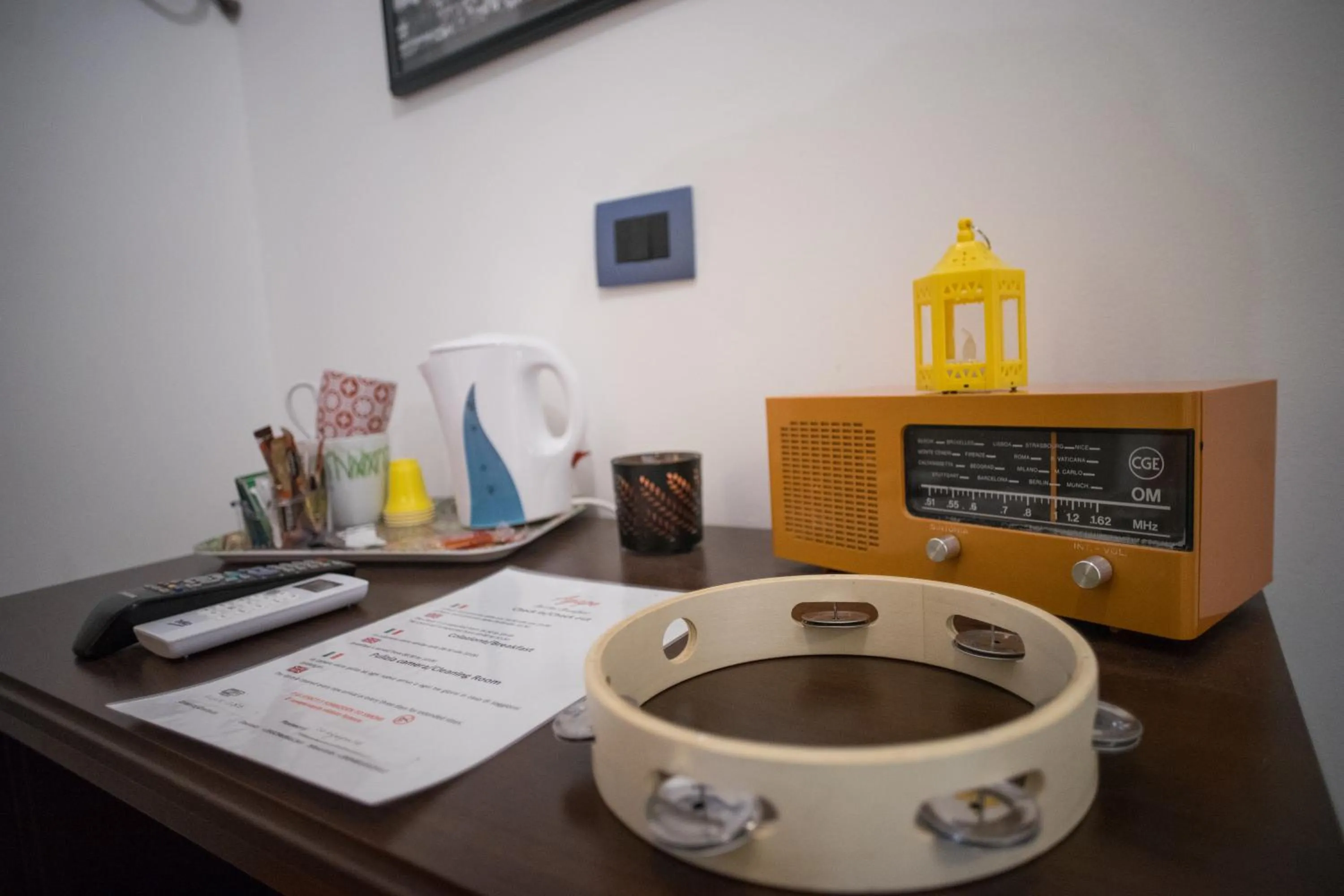 Coffee/tea facilities in Hello World