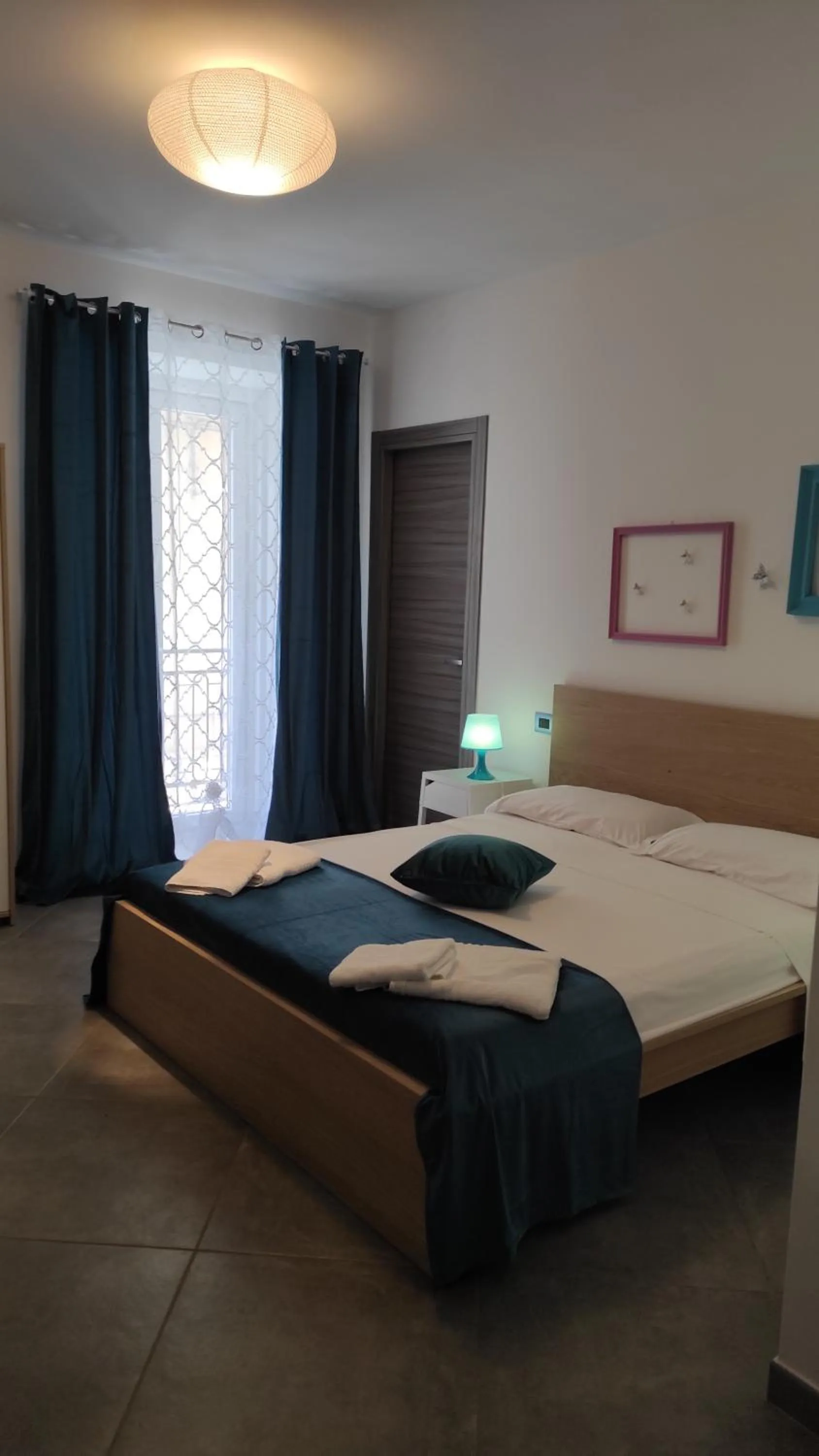 Bed in Hello World
