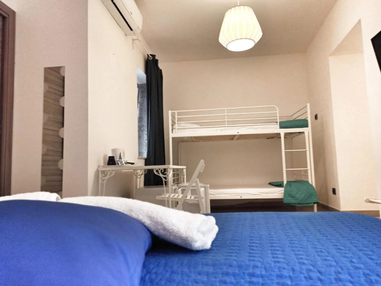 Bed in Hello World