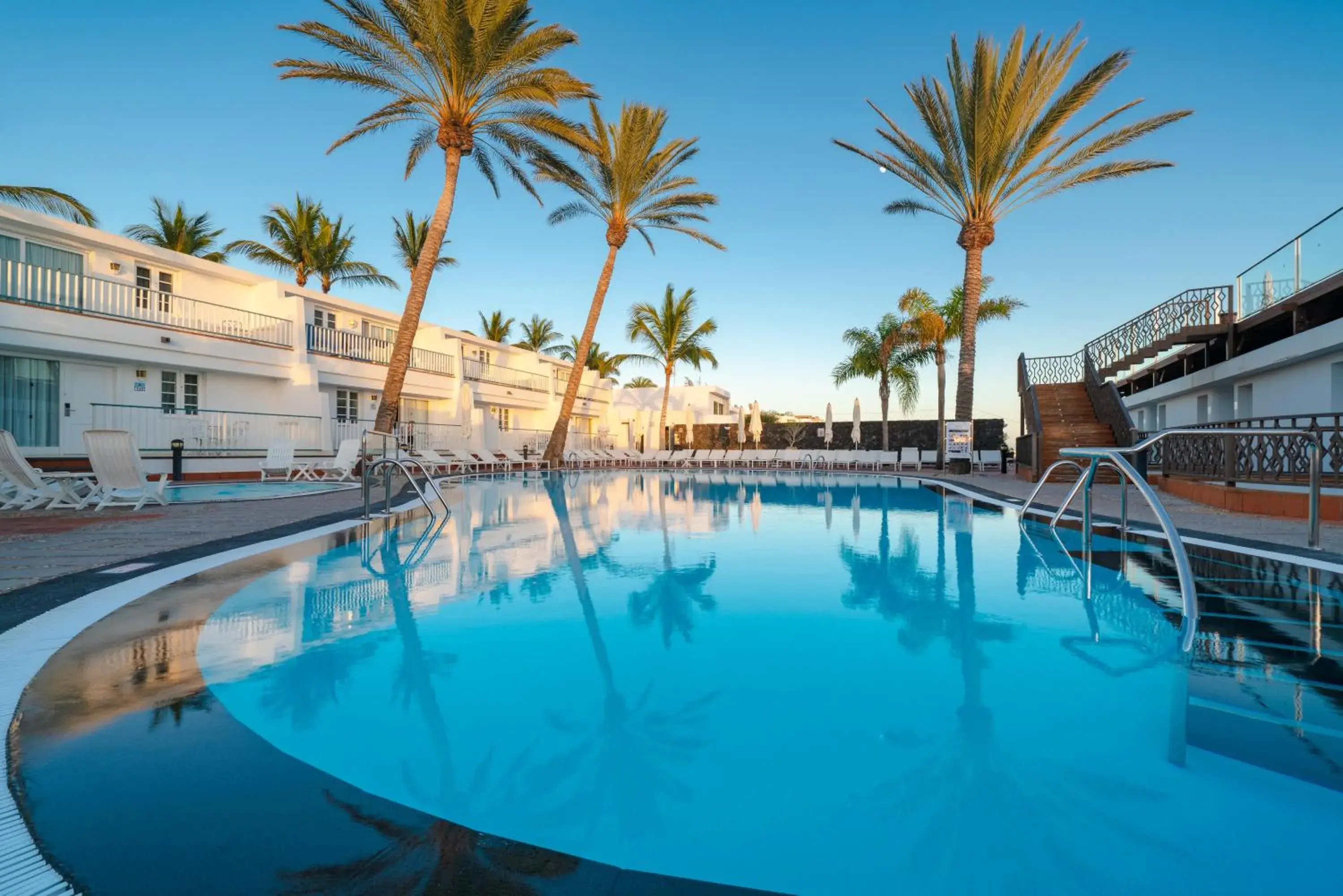 Plus Fariones Apartamentos Plus Fariones Apartamentos