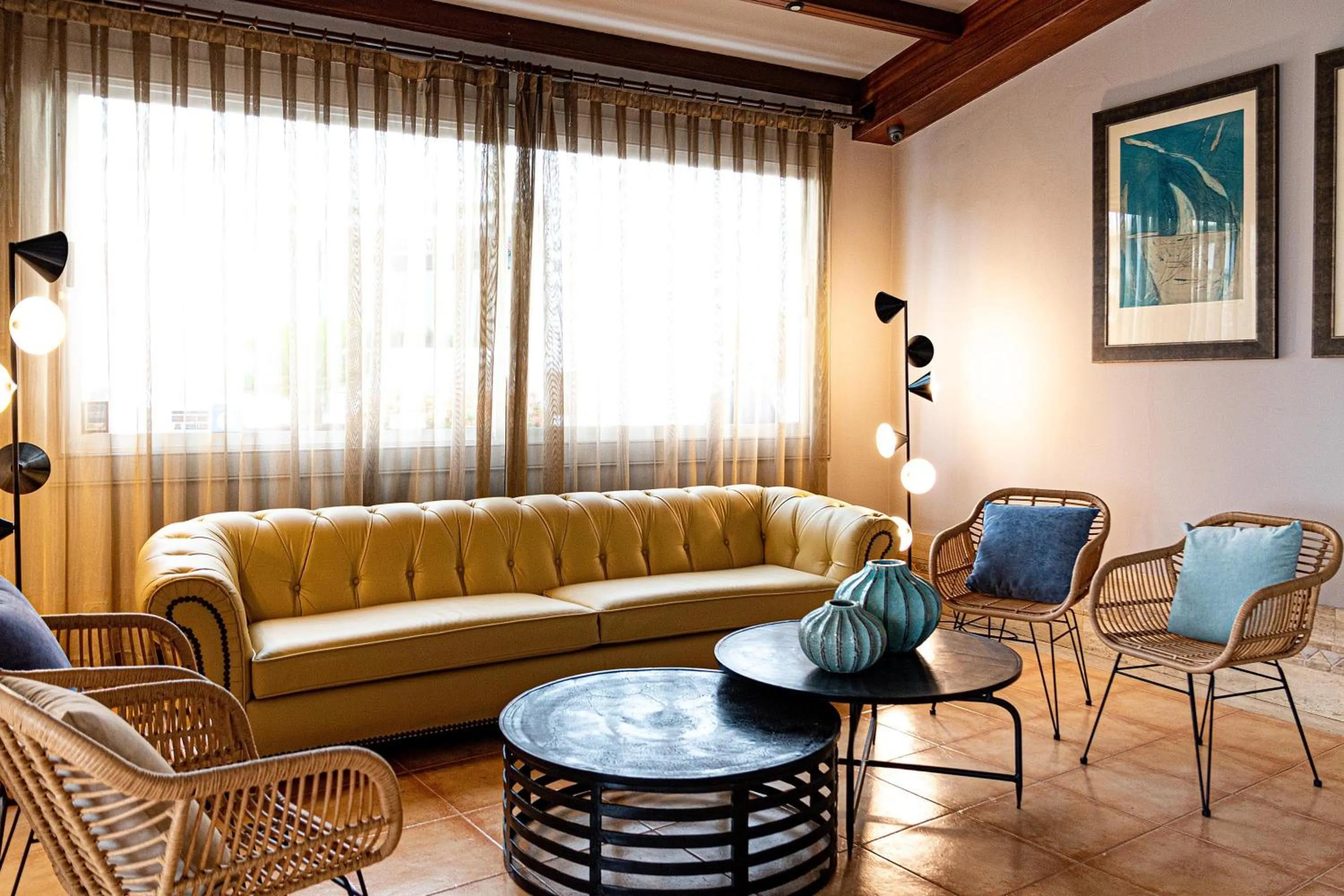 Lobby or reception in Plus Fariones Apartamentos